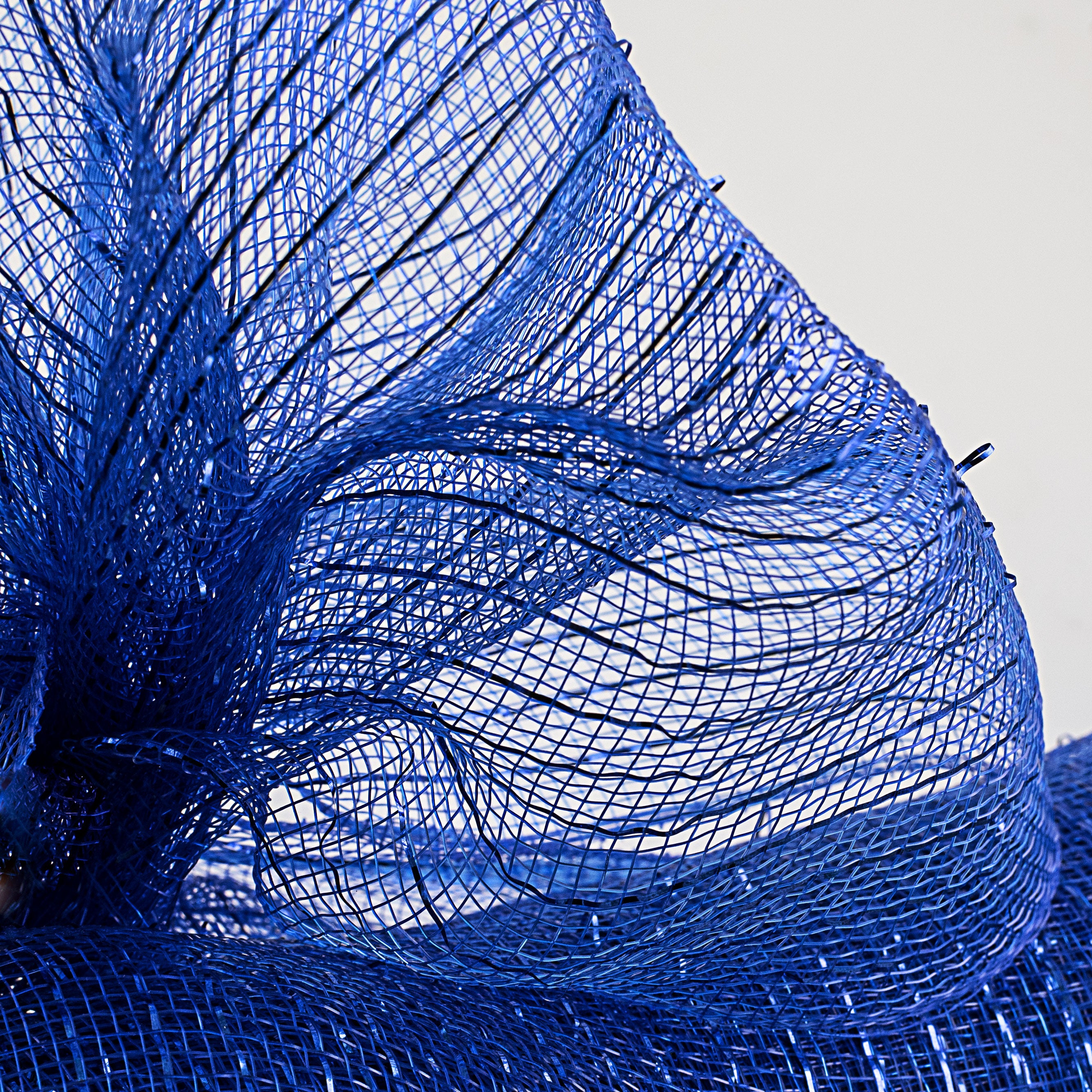 21" Poly Deco Mesh: Metallic Royal Blue Lifestyle Photo