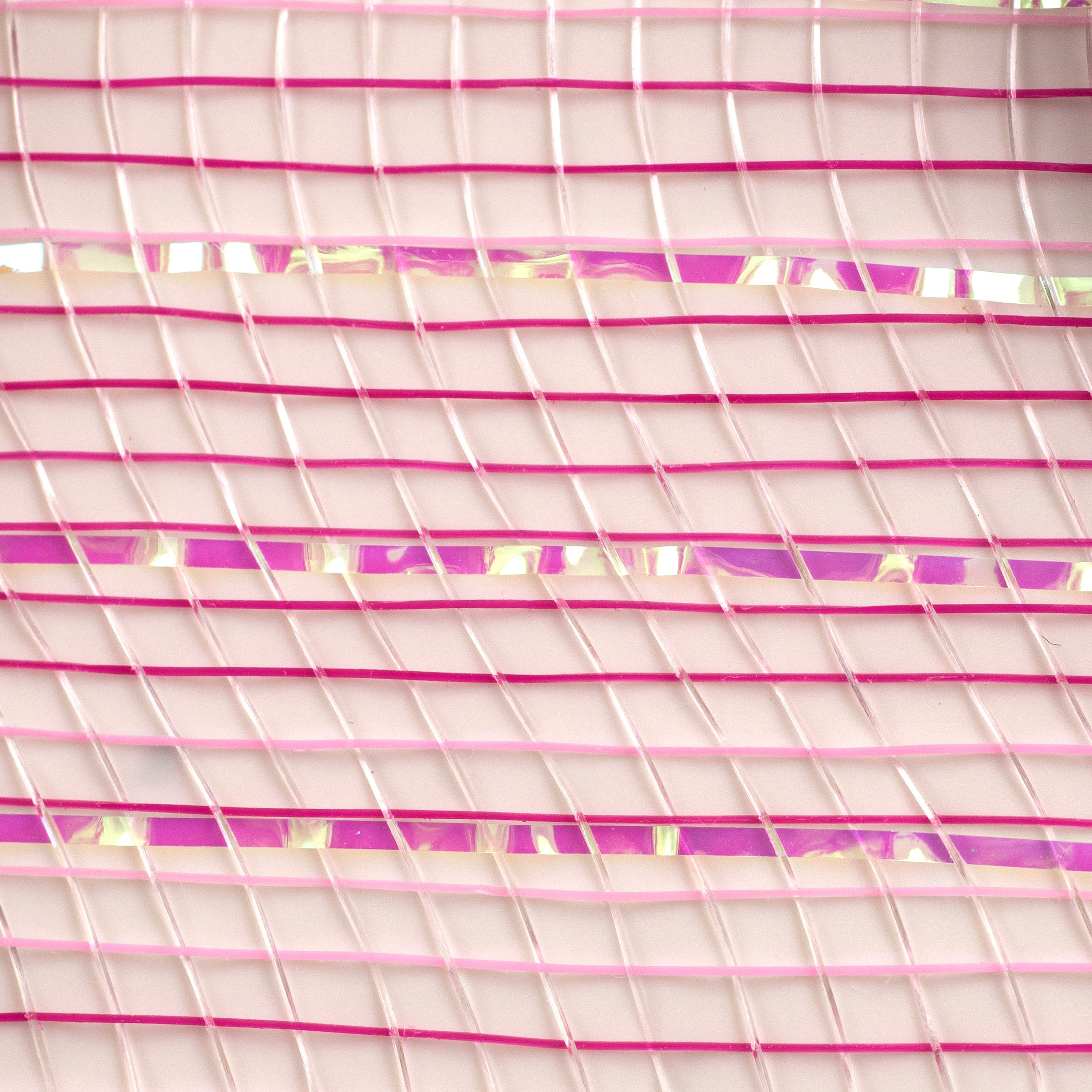 10" Poly Deco Mesh: Pink & White Iridescent Ombré detail photo 3