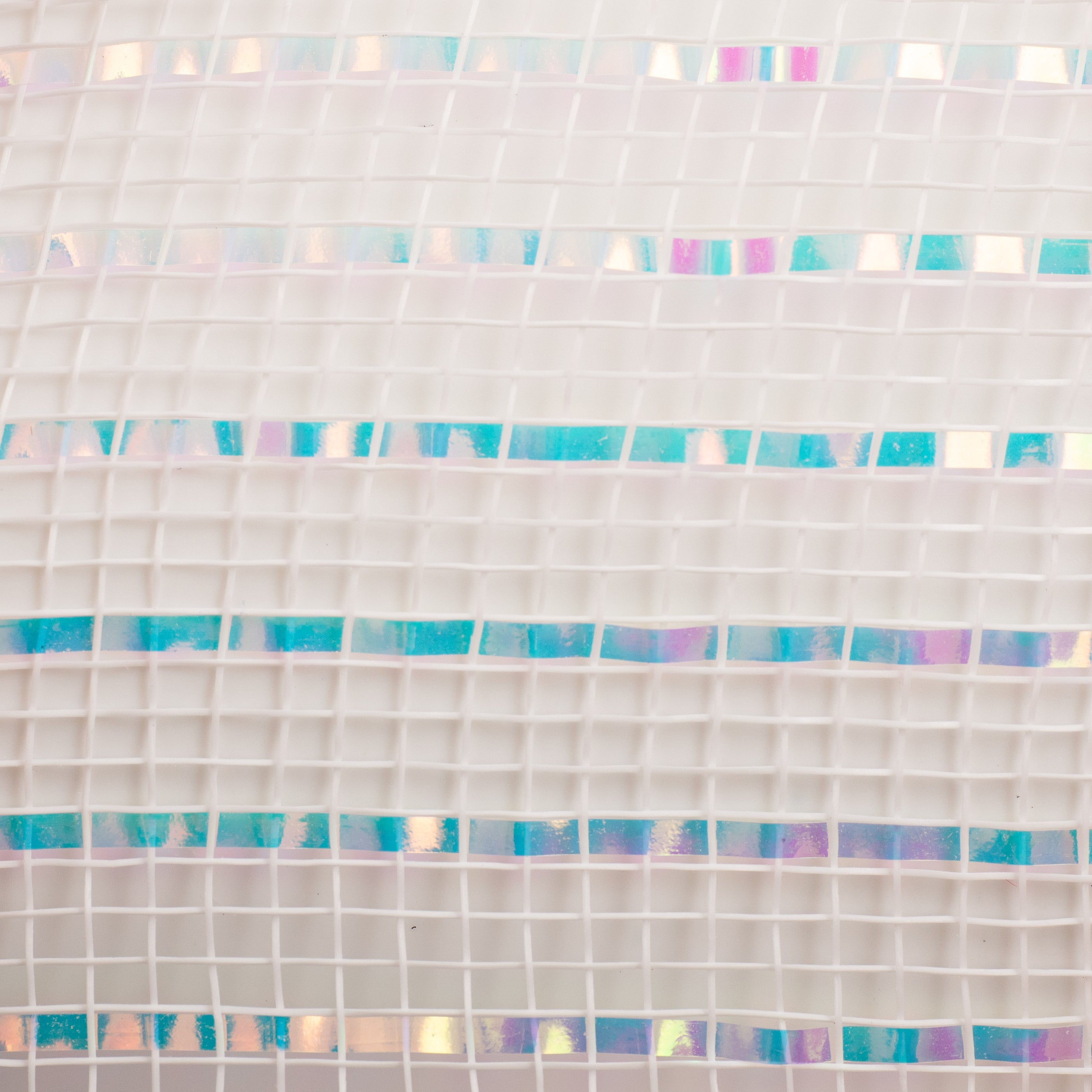 10" Poly Deco Mesh: Wide Foil Iridescent White detail photo 3