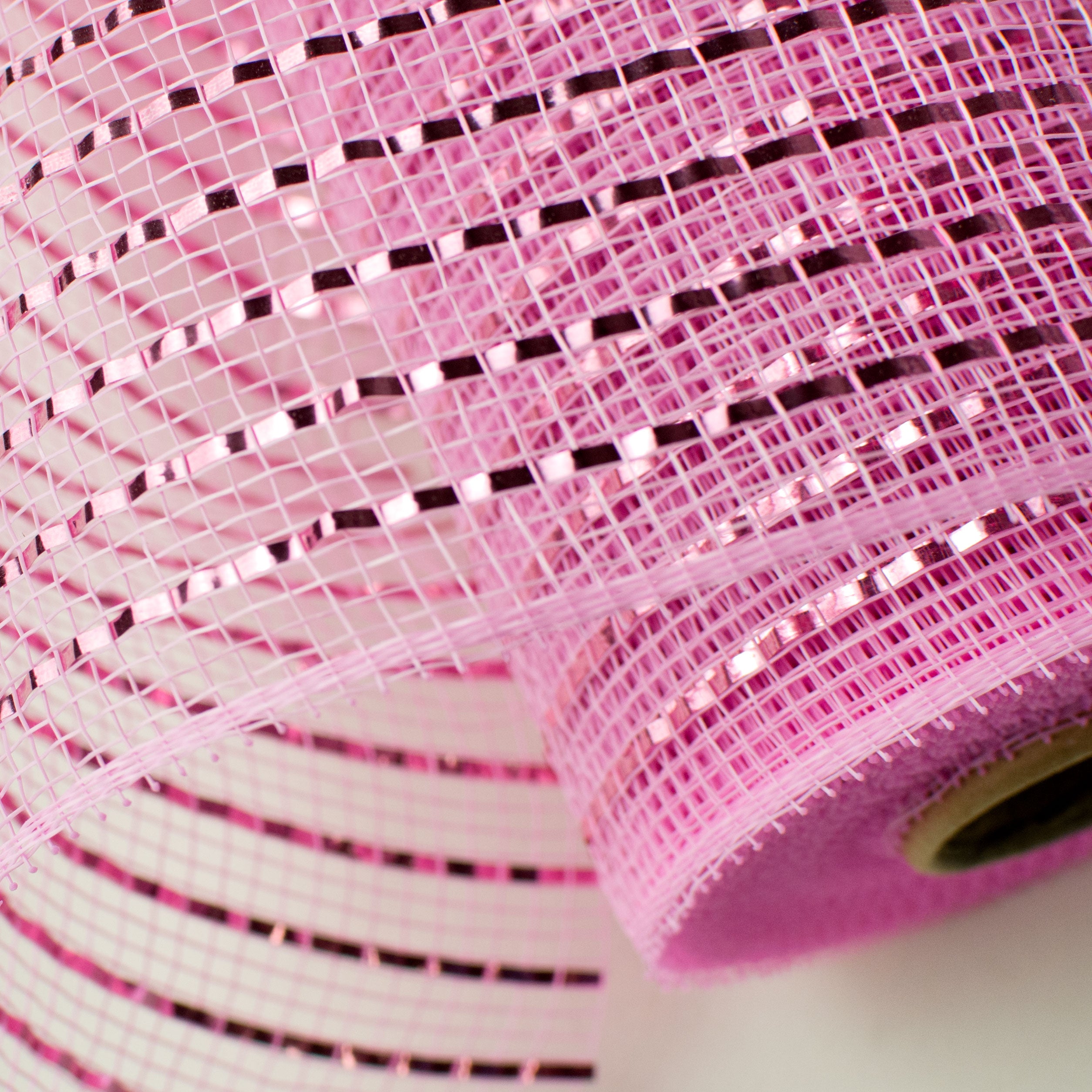 10" Poly Deco Mesh: Wide Foil Metallic Pink detail photo 4