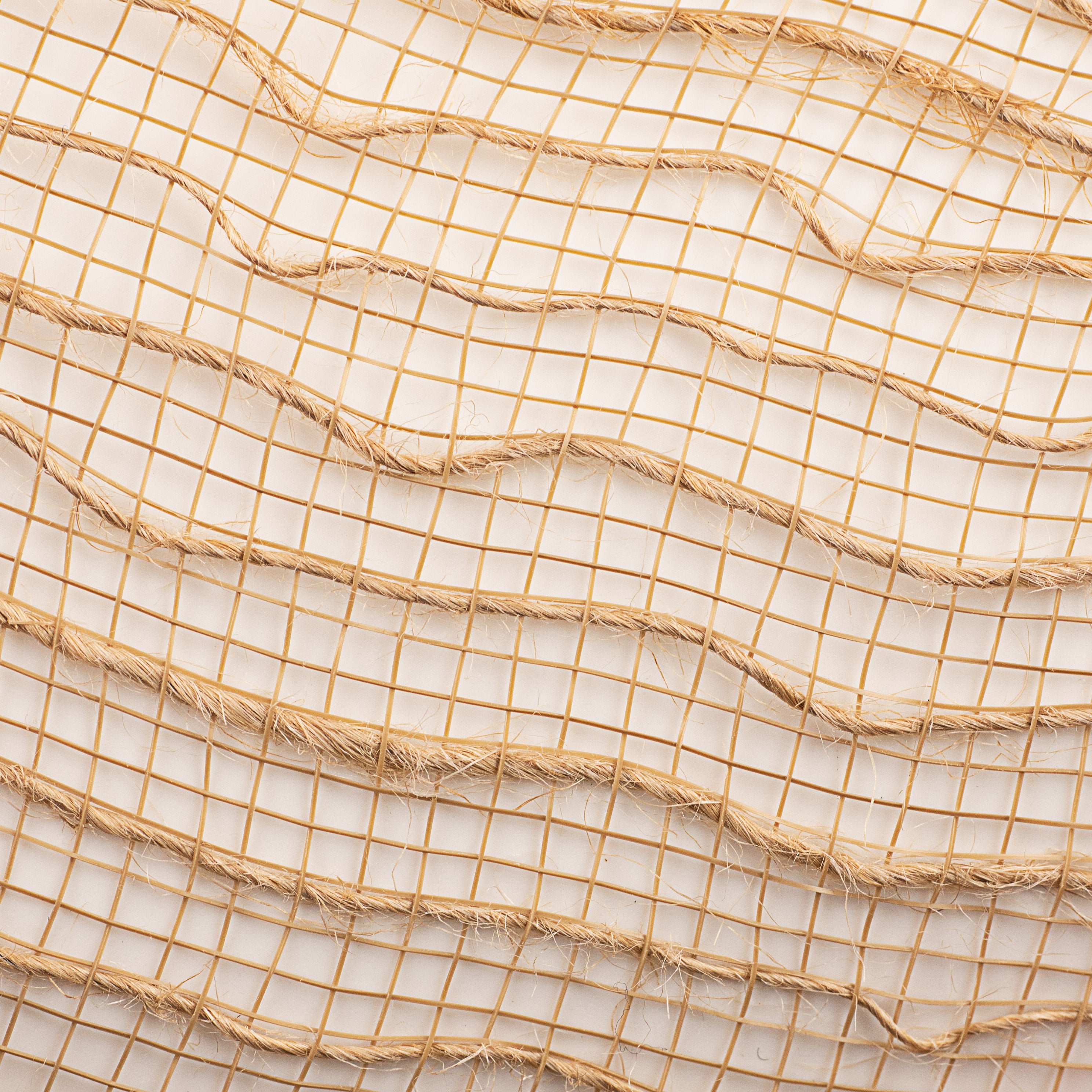 10" Poly Jute Burlap Mesh Roll: Natural detail photo 3