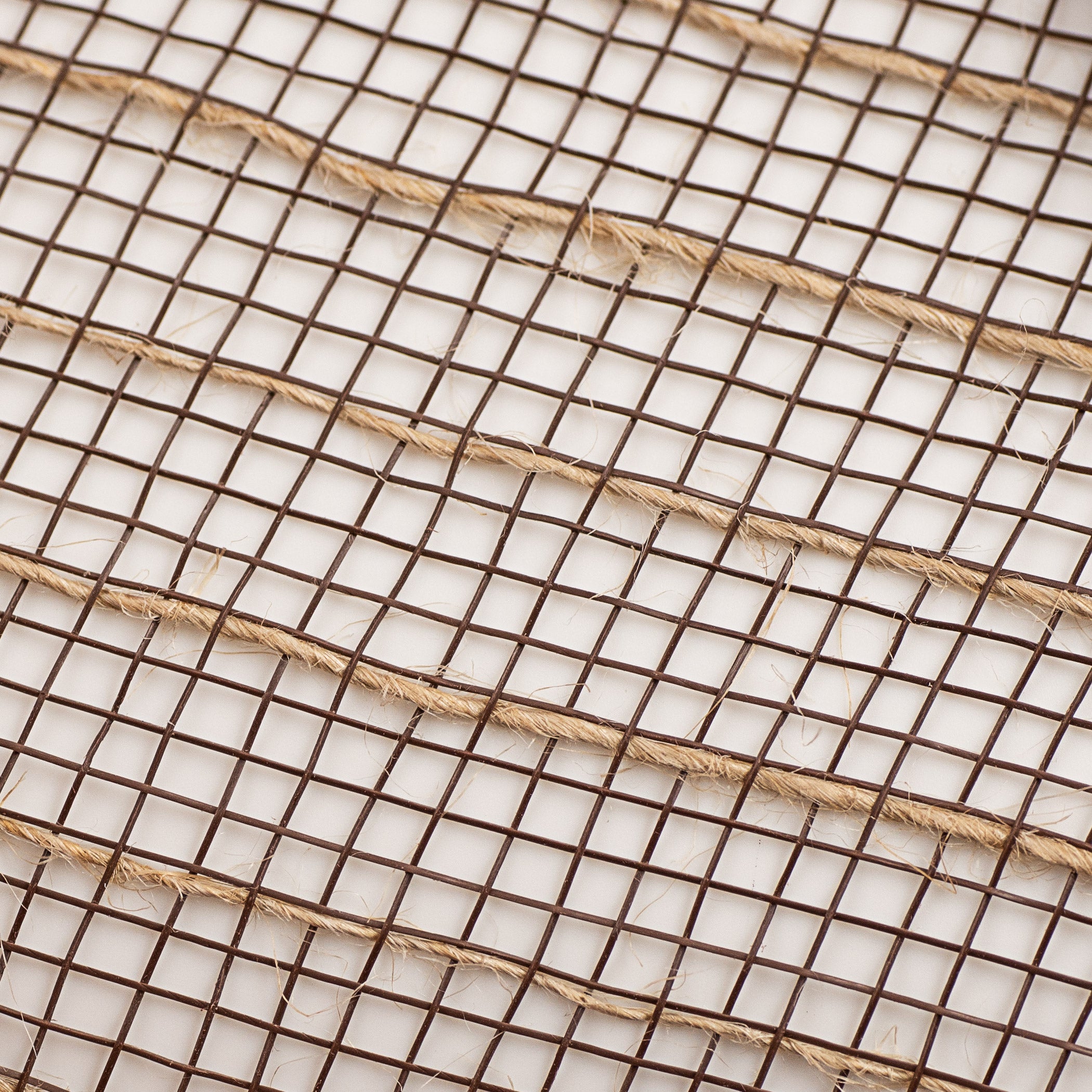 10" Poly Jute Deco Mesh: Natural & Brown Thin Stripe (10 Yards) detail photo 3