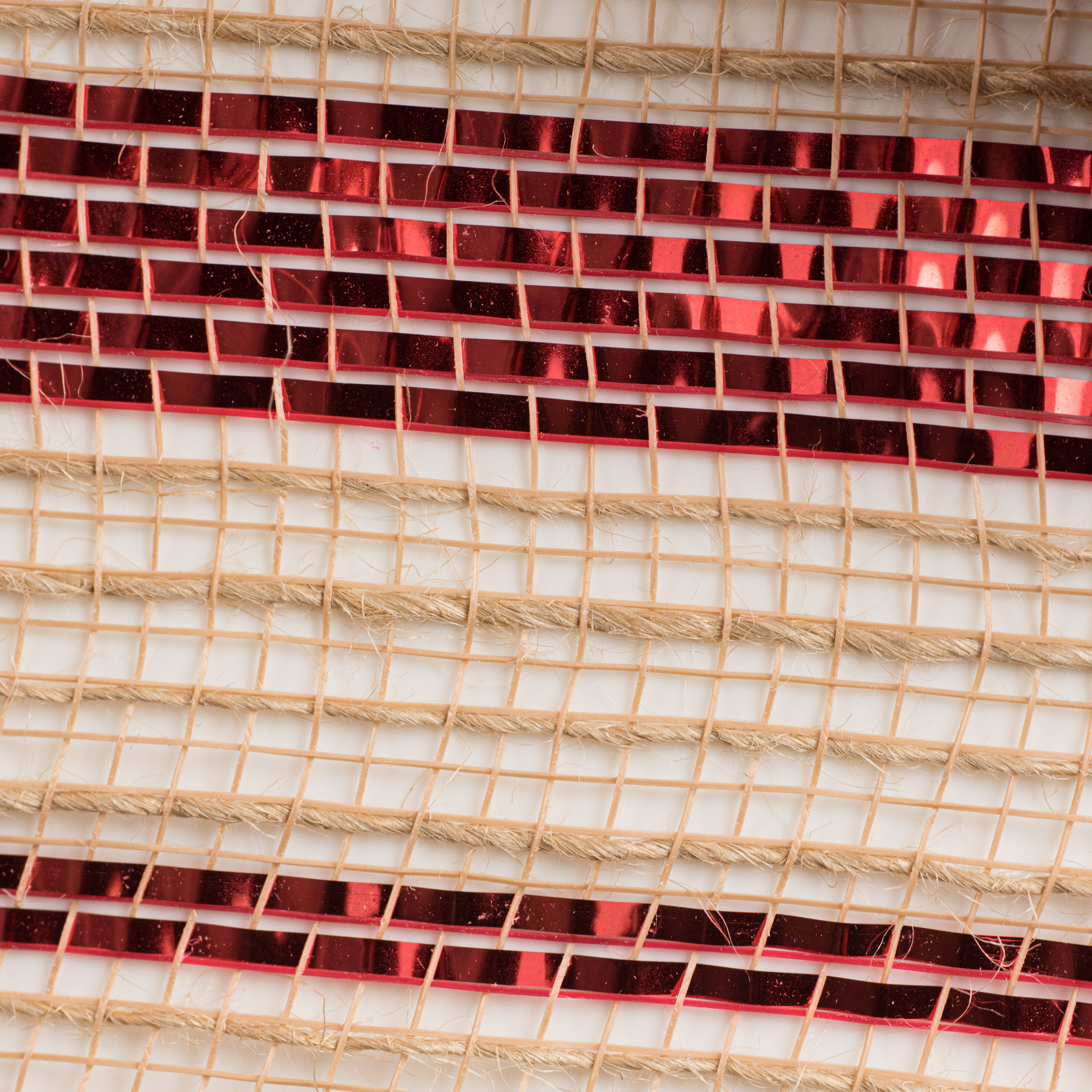 10" Poly Jute Deco Mesh: Natural & Metallic Red Pinstripe (10 Yards) detail photo 3
