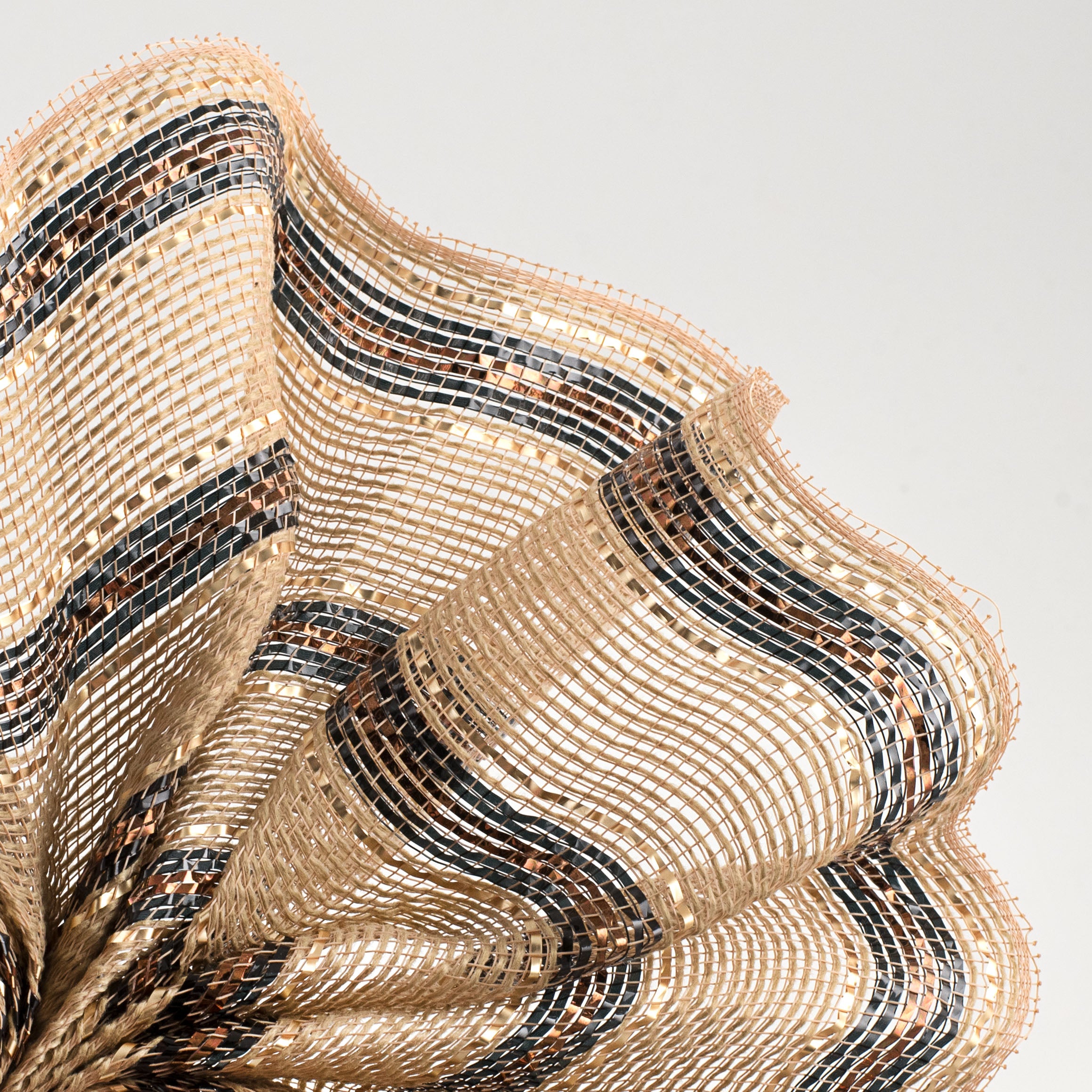 10" Poly Jute Foil Stripe Mesh: Natural, Black, Brown, Gold Lifestyle Photo