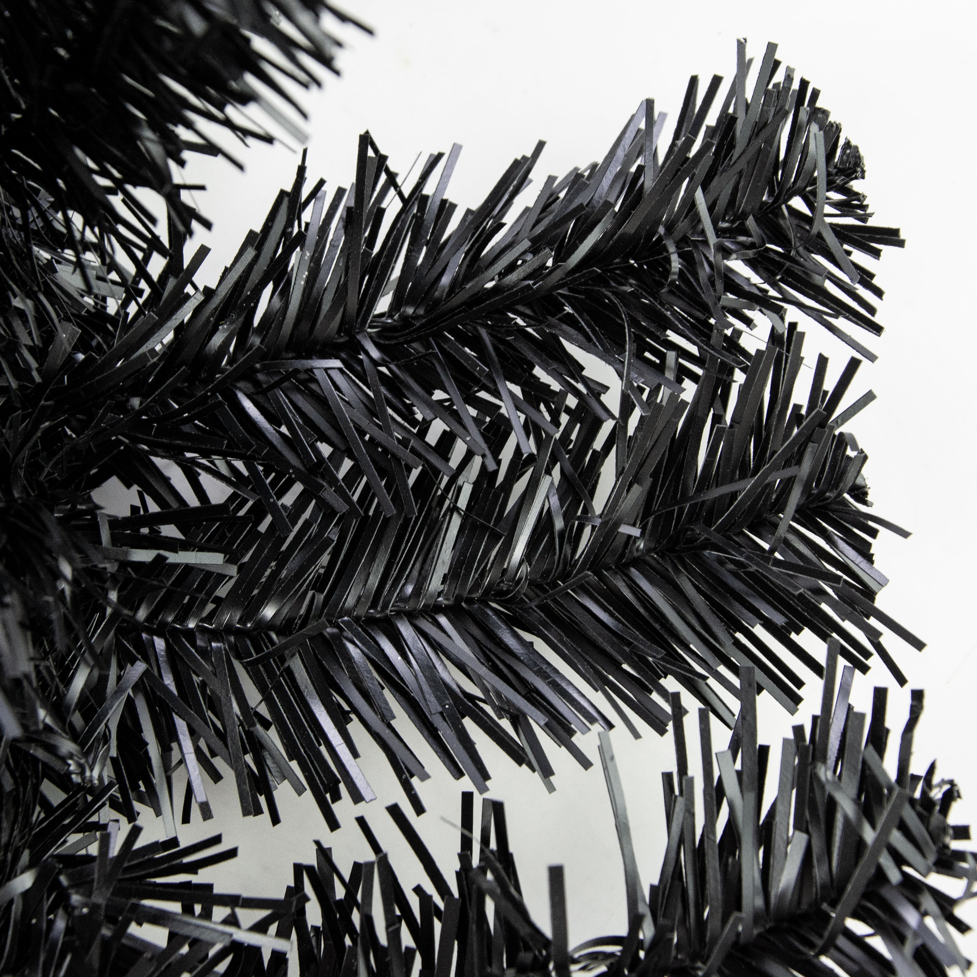 9' PVC Pine Garland: Black (201 Tips) detail photo 3