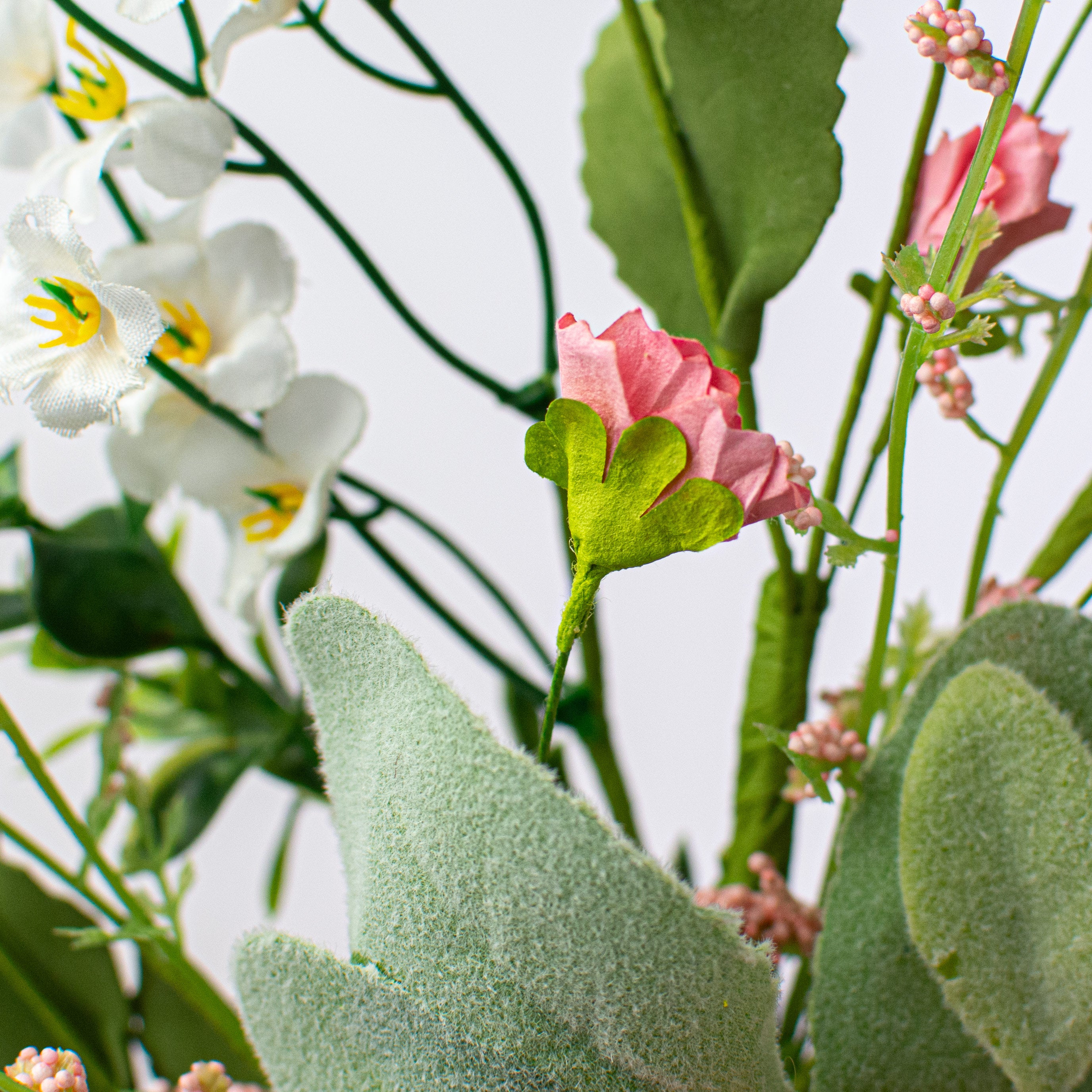 17" Ranunculus Daisy Pick: Pink & Green detail photo 4