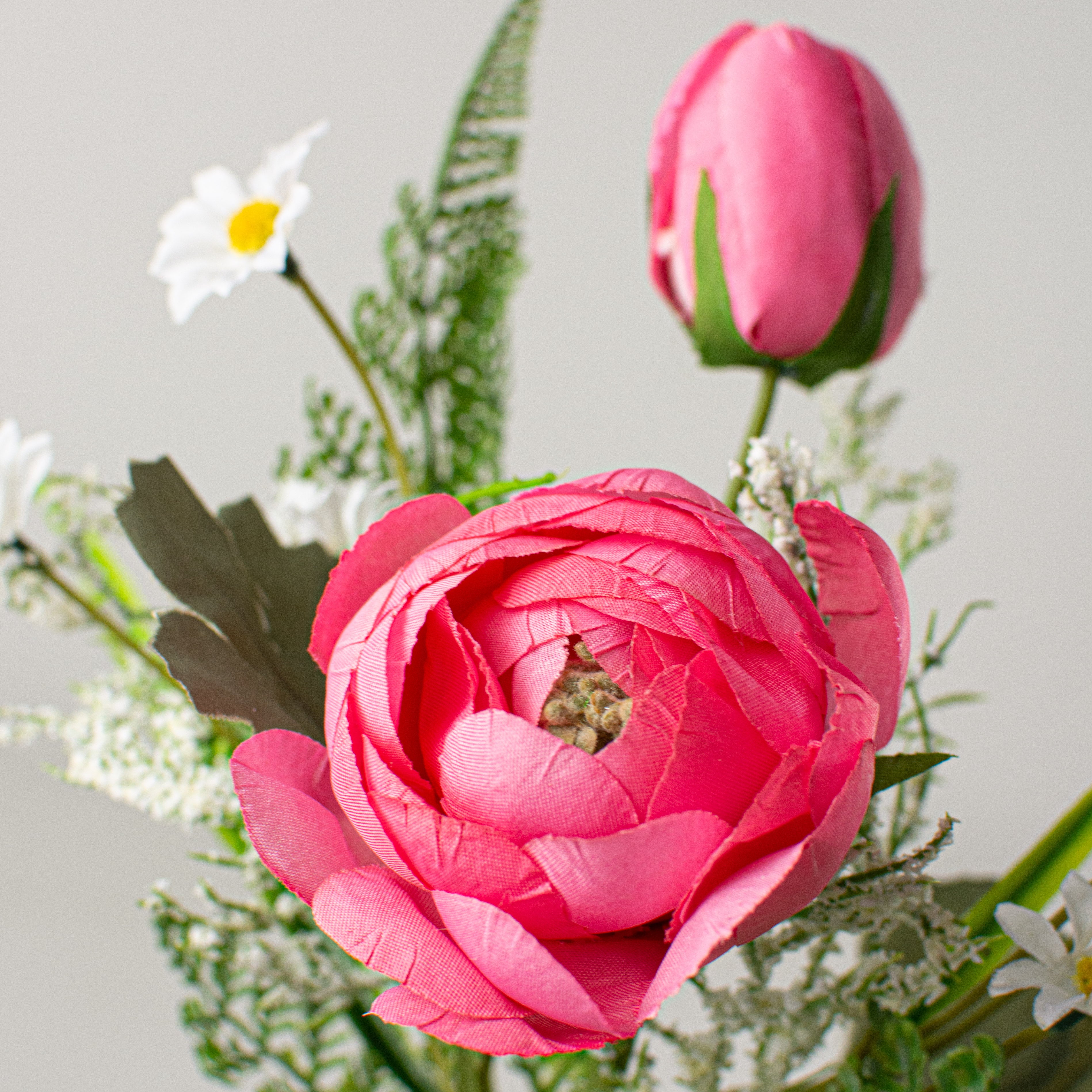 16" Ranunculus & Fern Filler Pick: Fuchsia Pink Lifestyle Photo