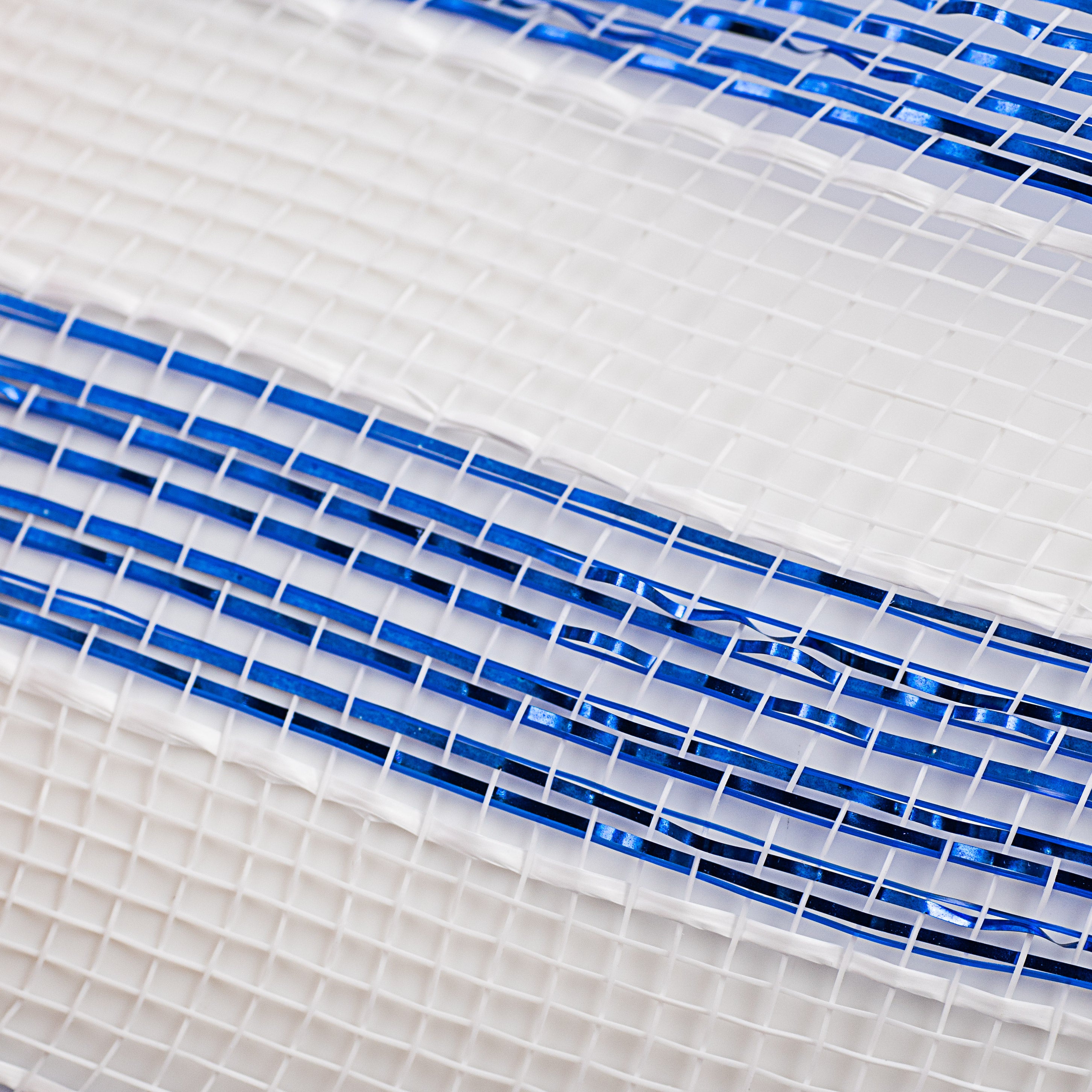 10" Poly Deco Mesh: Metallic White/Blue Stripe