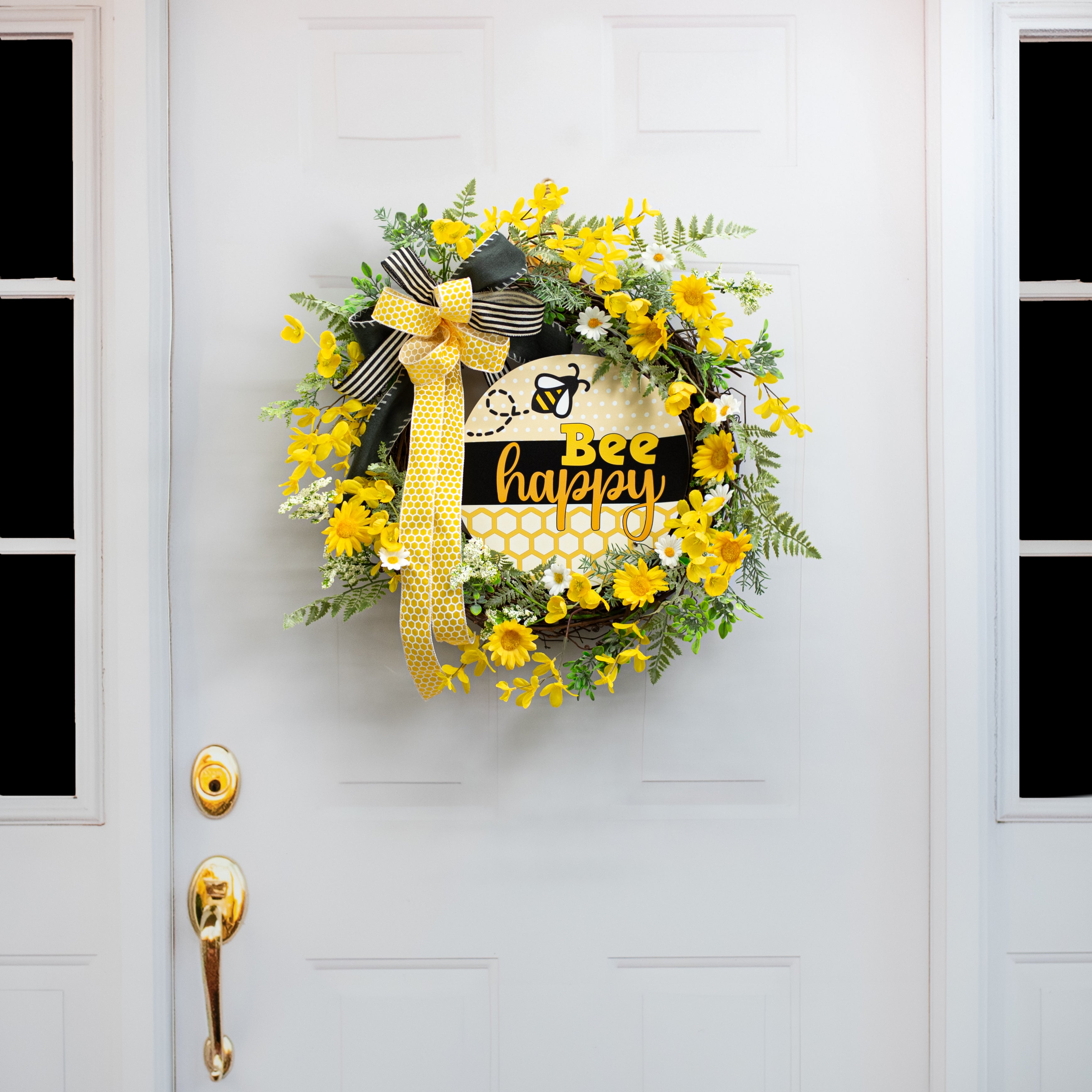 10.5" Round Waterproof Sign: Bee Happy Honeycomb detail photo 4