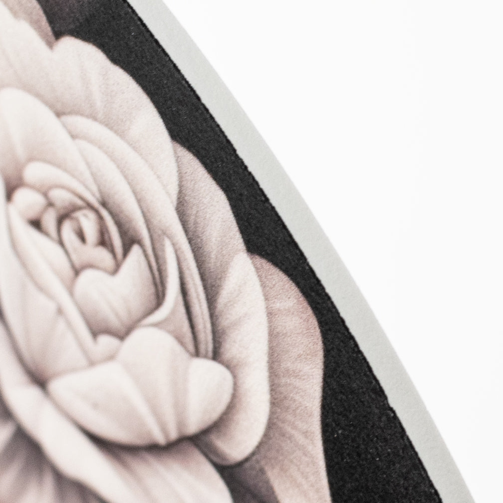 10.5" Round Waterproof Sign: Cream & Gray Floral Skull detail photo 3