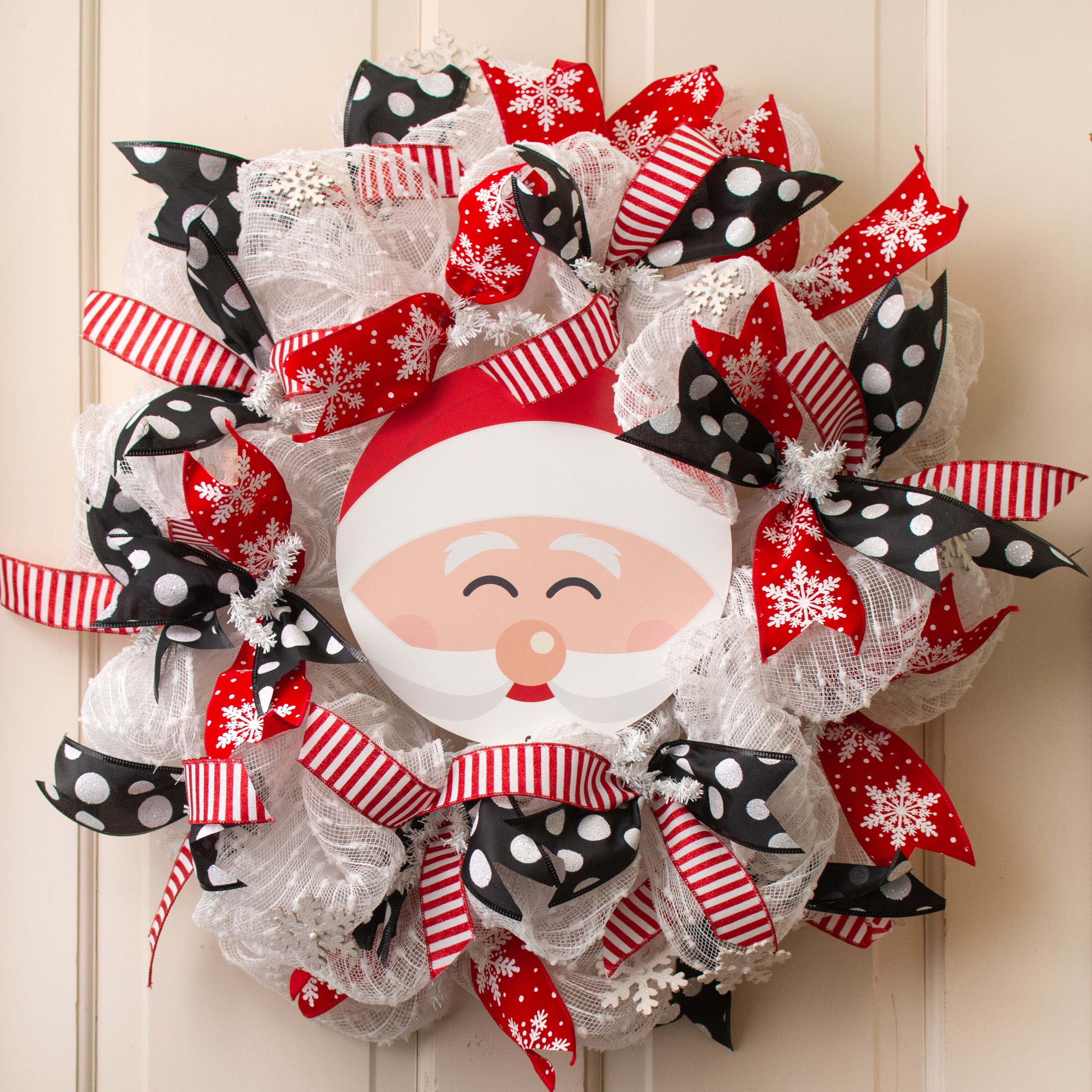 9.4" Round Waterproof Sign: Happy Santa Lifestyle Photo