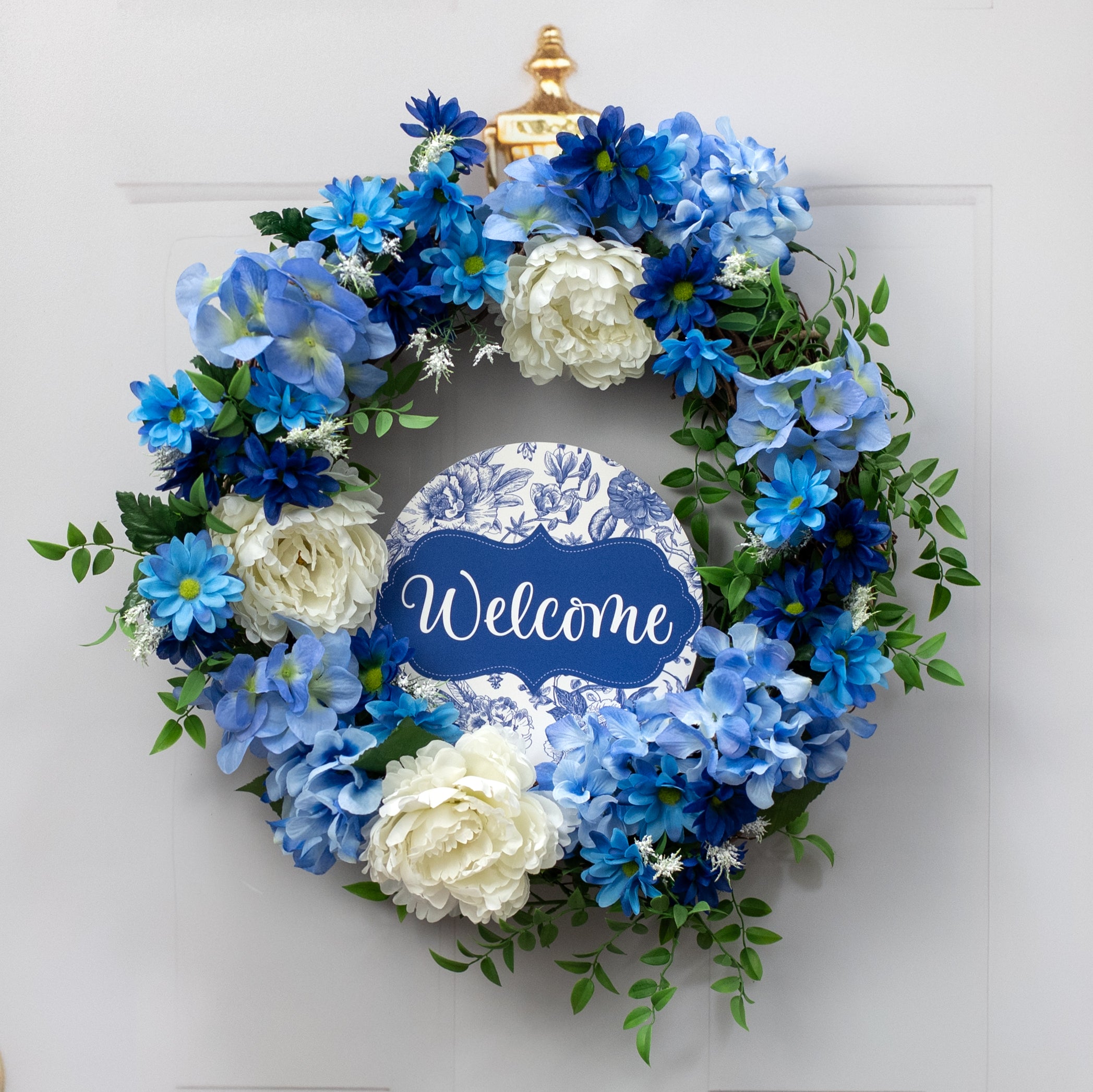 8.5" Round Waterproof Sign: Scalloped Welcome Blue Floral Chinoiserie Lifestyle Photo