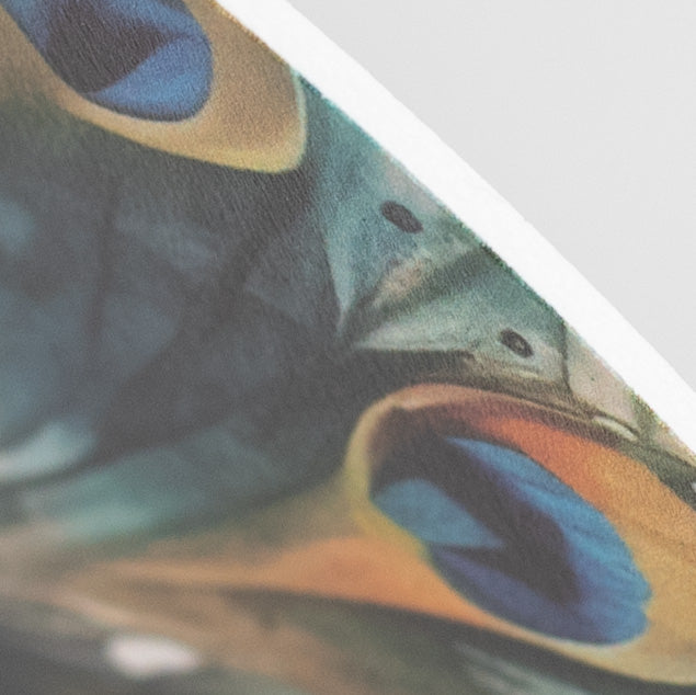 9.4" Round Waterproof Sign: Watercolor Peacock detail photo 3