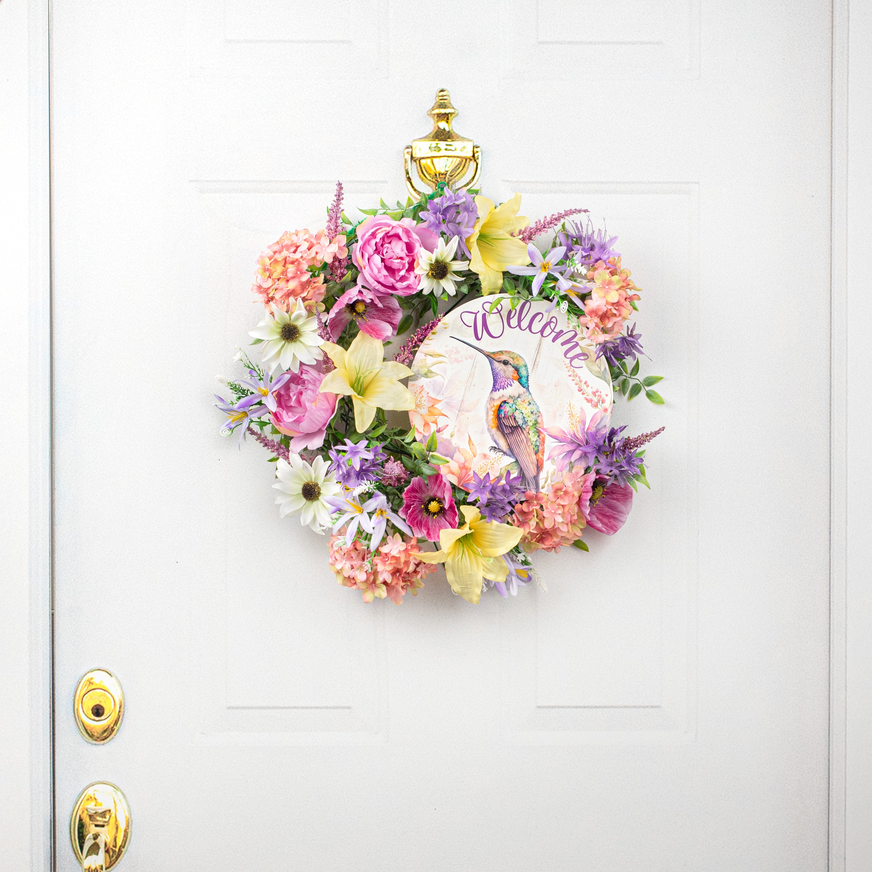 9.4" Round Waterproof Sign: Welcome Hummingbird detail photo 4