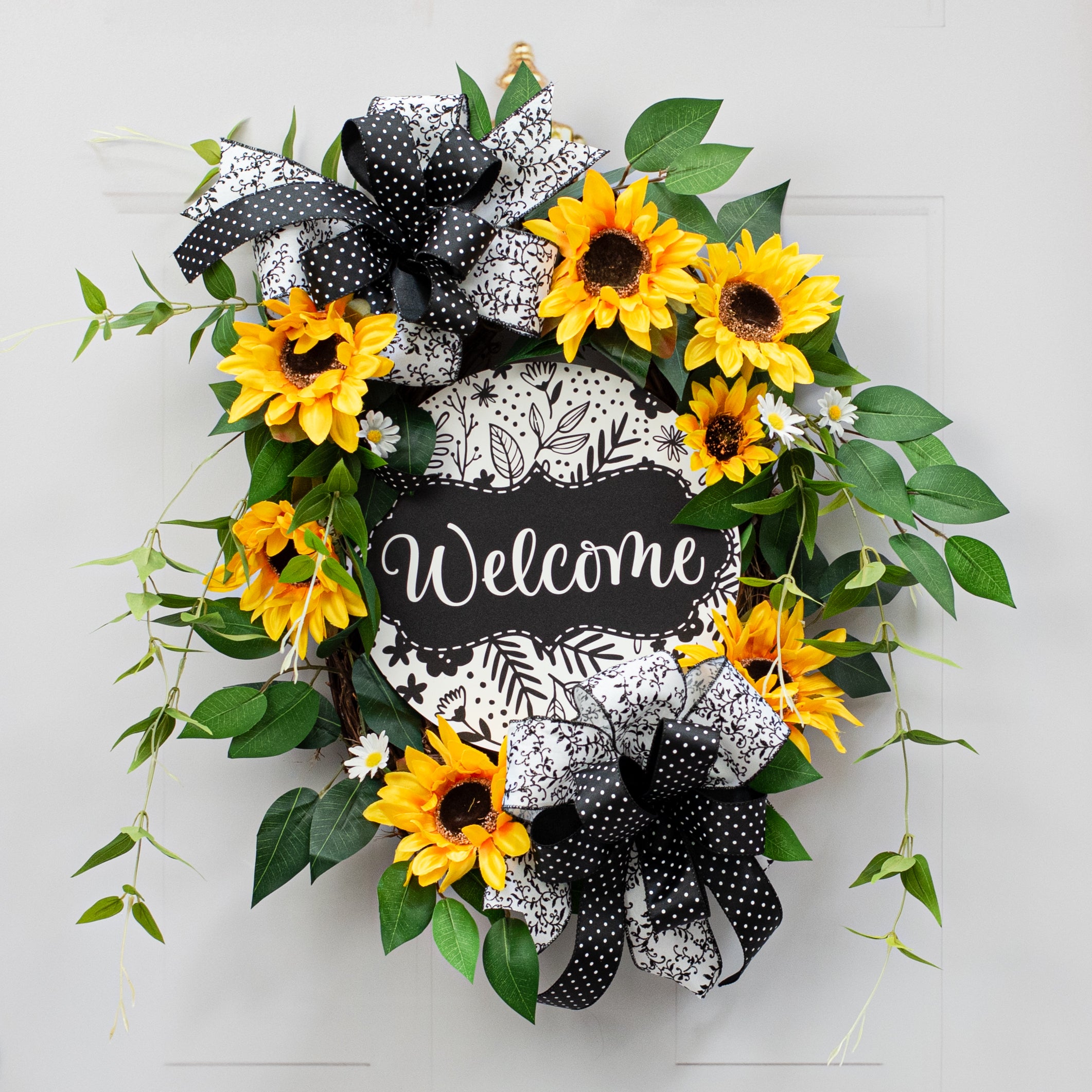 10.5" Round Waterproof Sign: Welcome Monochrome Floral Pattern Lifestyle Photo