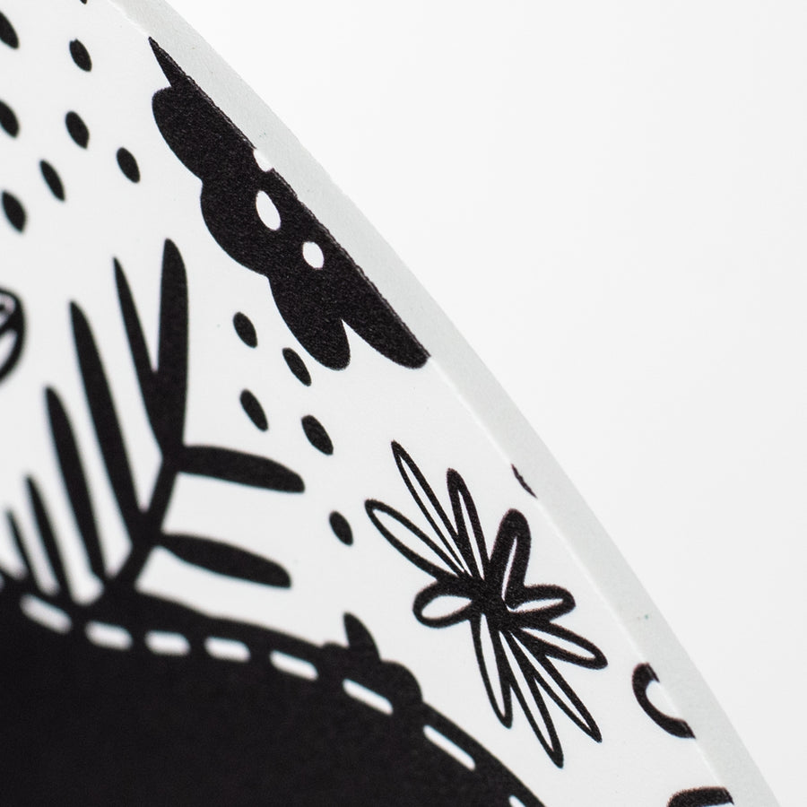 10.5" Round Waterproof Sign: Welcome Monochrome Floral Pattern detail photo 3
