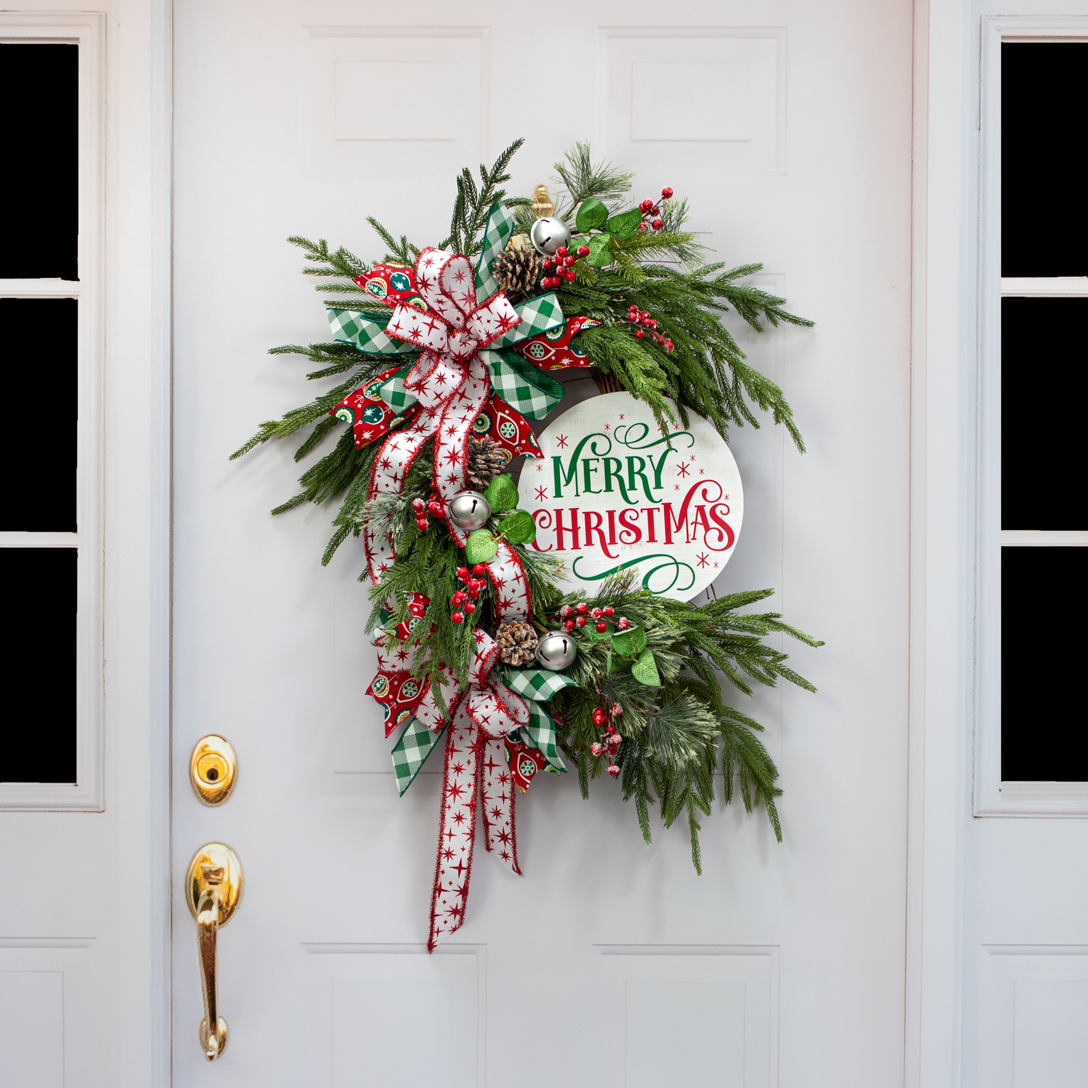 10.5" Round Waterproof Sign: White Wood Merry Christmas detail photo 4