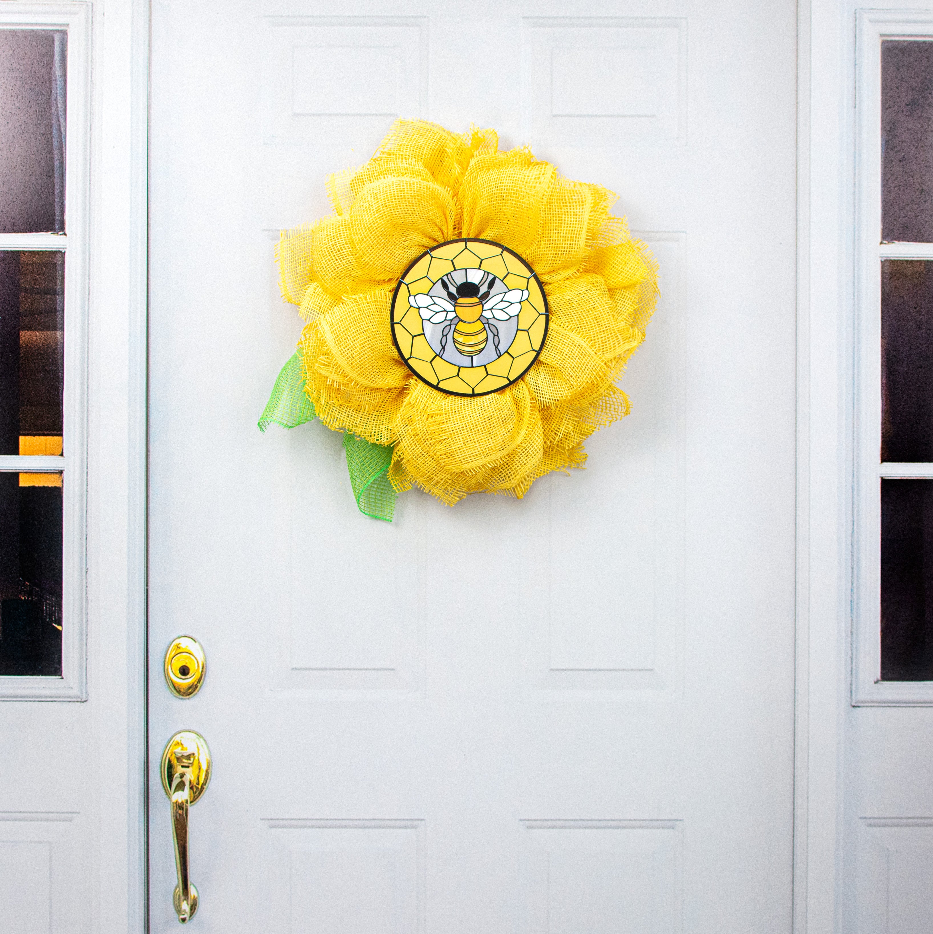 8.5" Round Waterproof Accent: Stained Glass Honey Bee detail photo 4