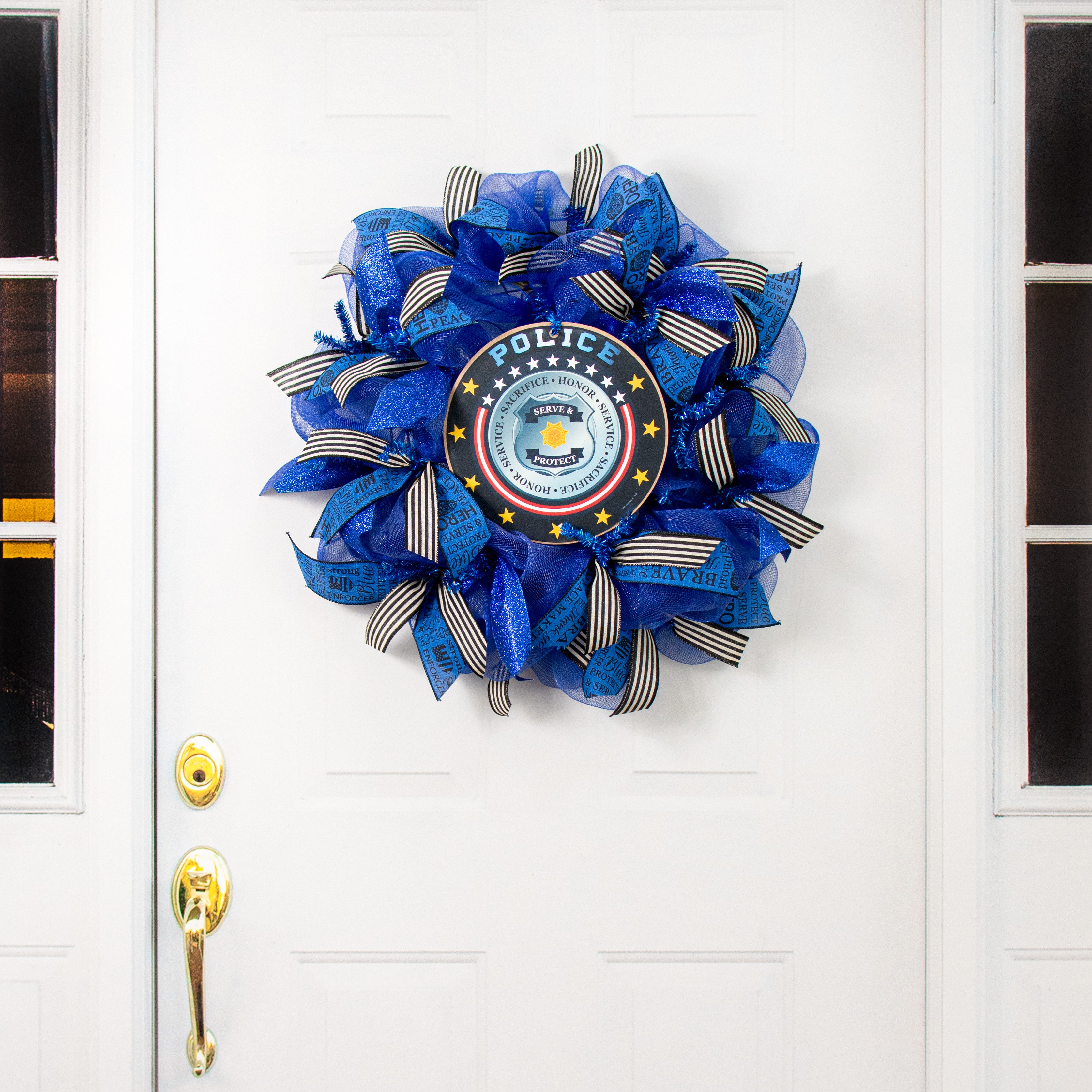 10" Round Wooden Sign: Police detail photo 4