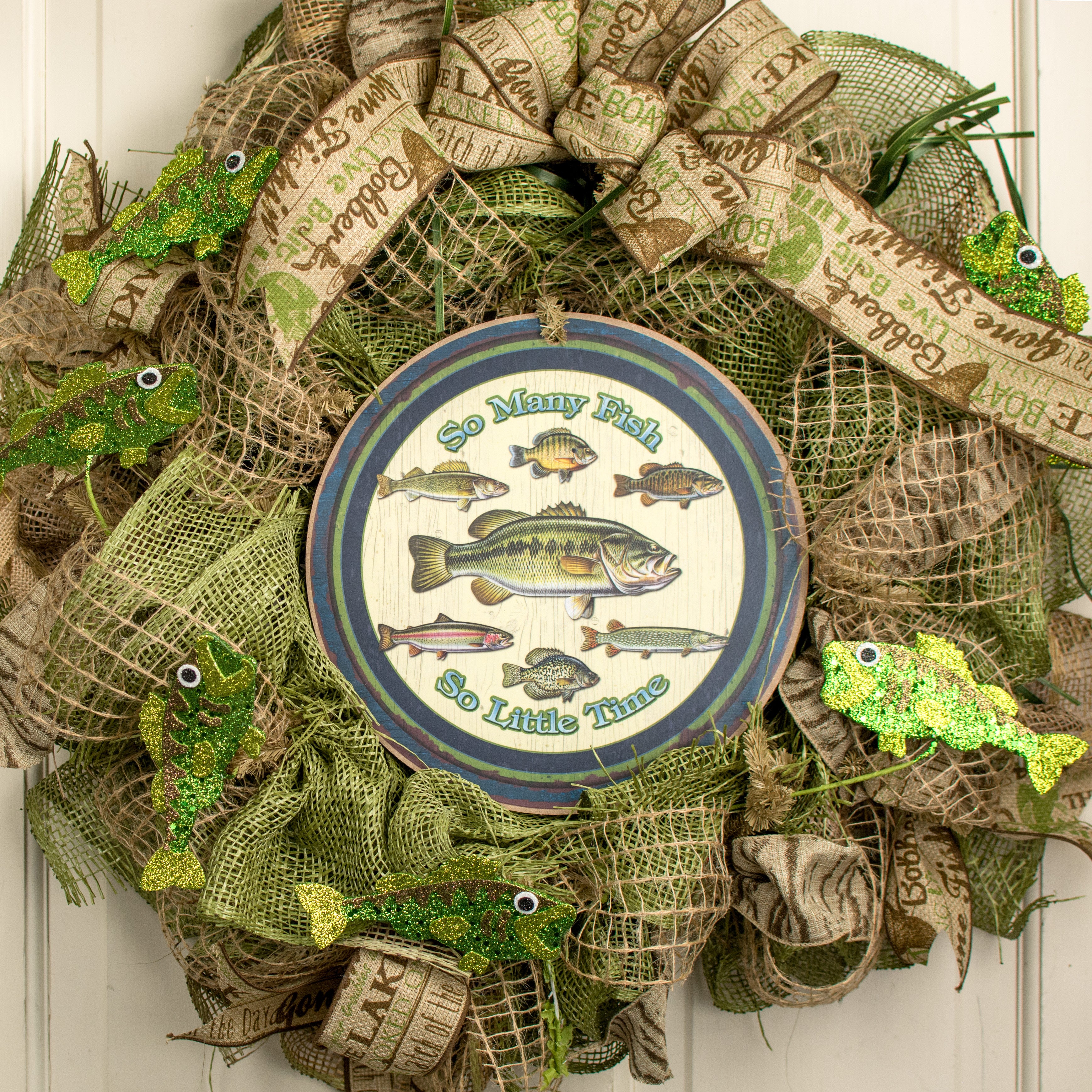 10" Round Wooden Sign: So Many Fish, So Little Time Lifestyle Photo
