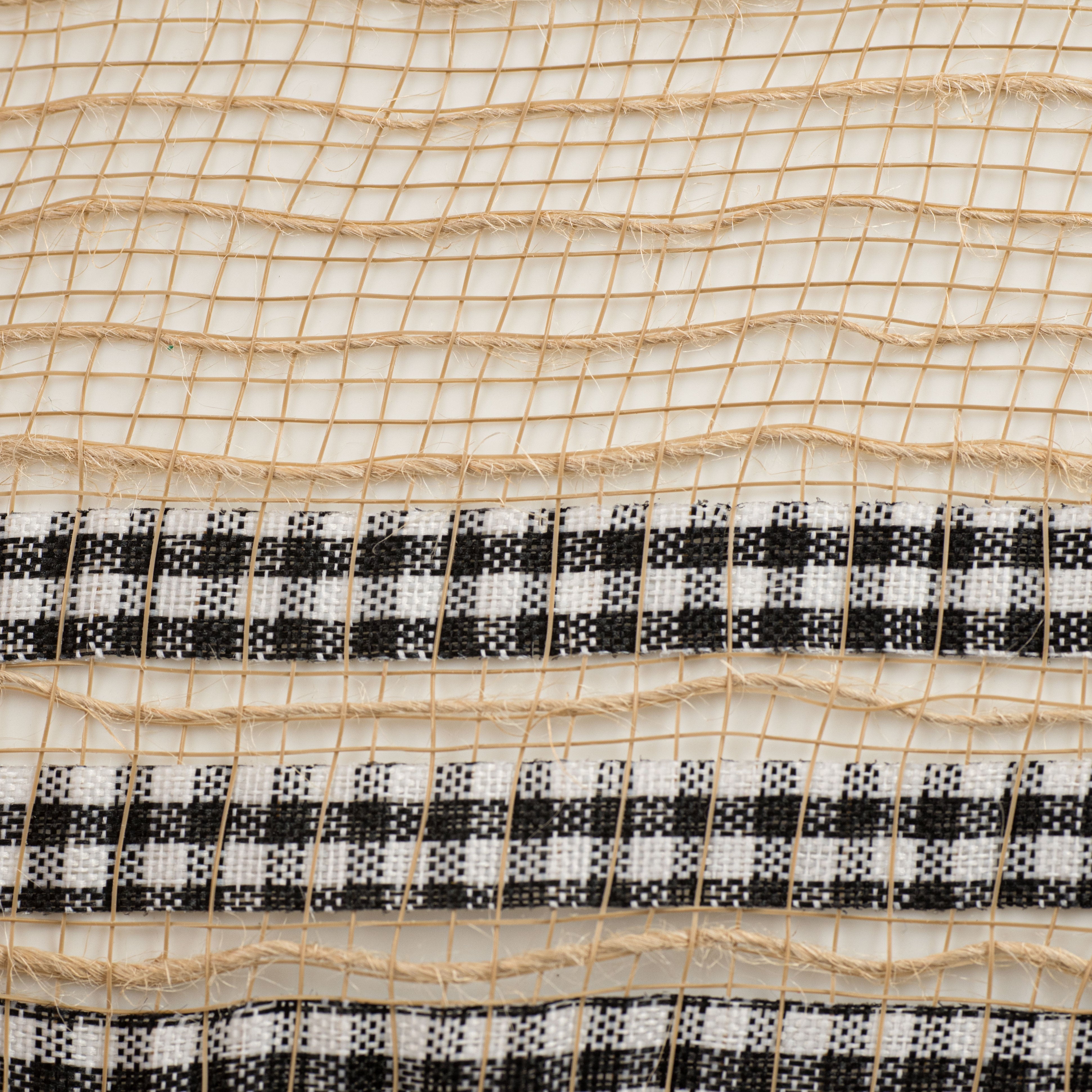 10" Ruffle Patterned Mesh: Natural Jute & Buffalo Plaid Print detail photo 3