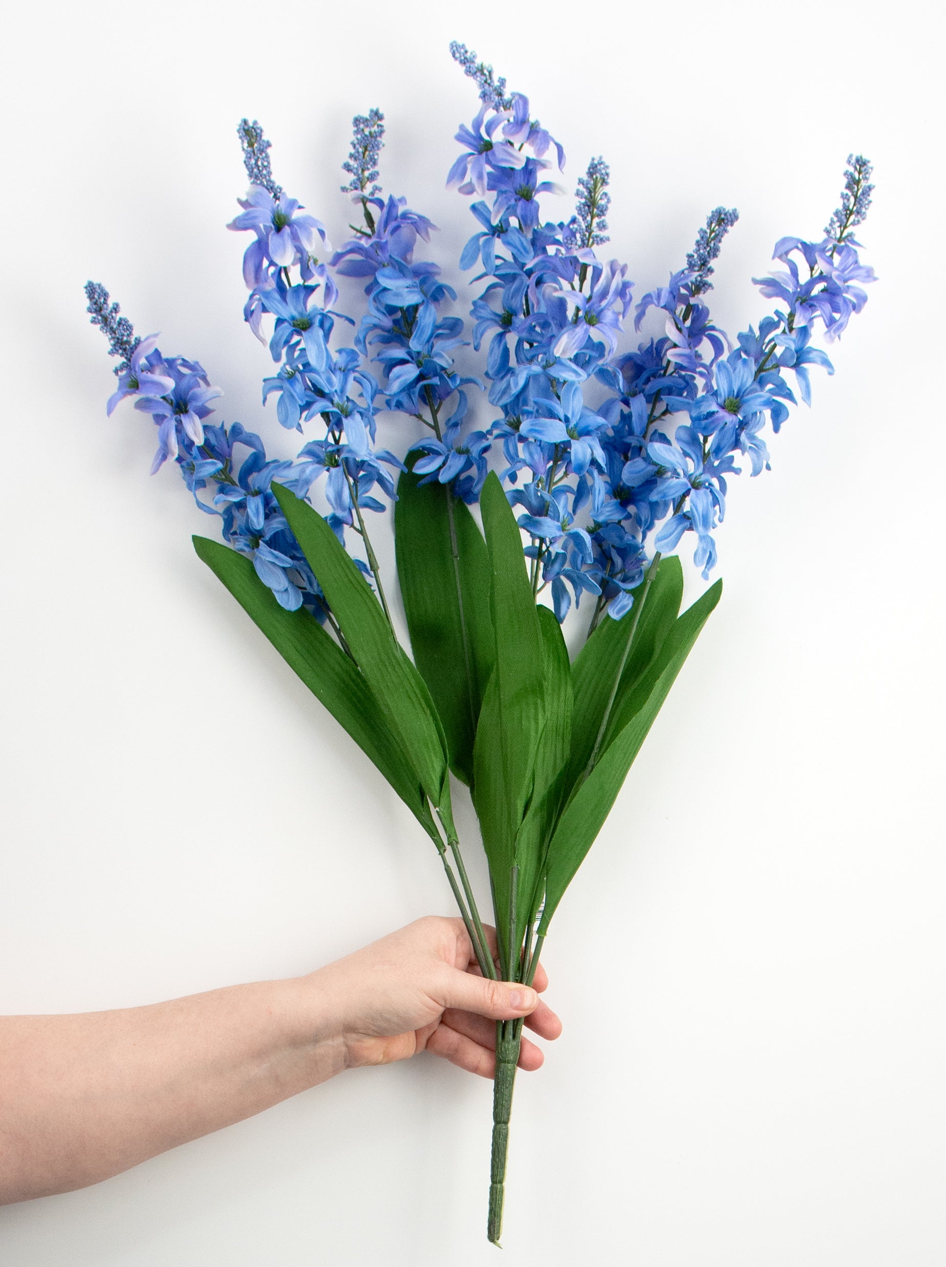 24" Satin Hyacinth Bush: Blue detail photo 3