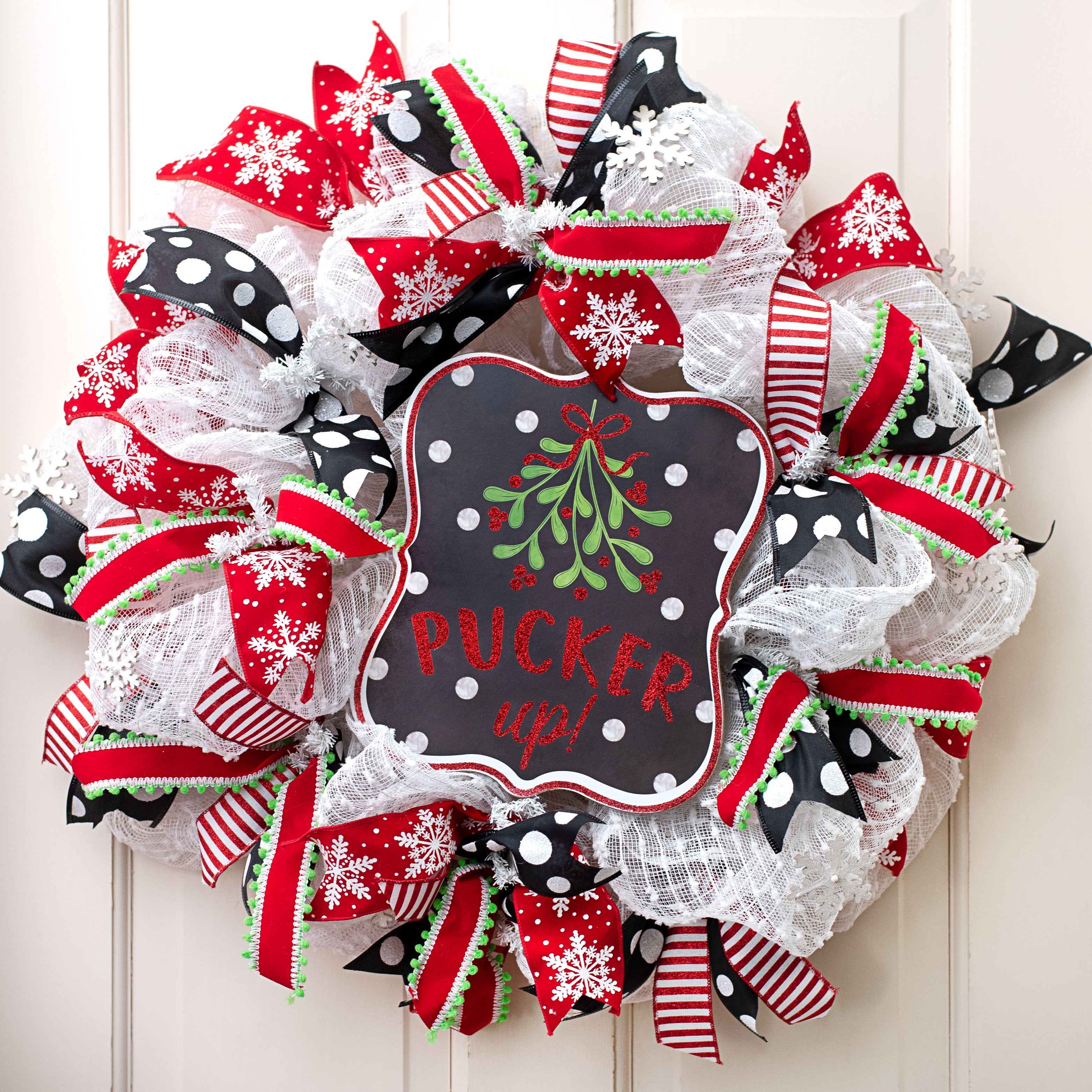 10" Scalloped Wooden Sign: Glittered Pucker Up Mistletoe Lifestyle Photo