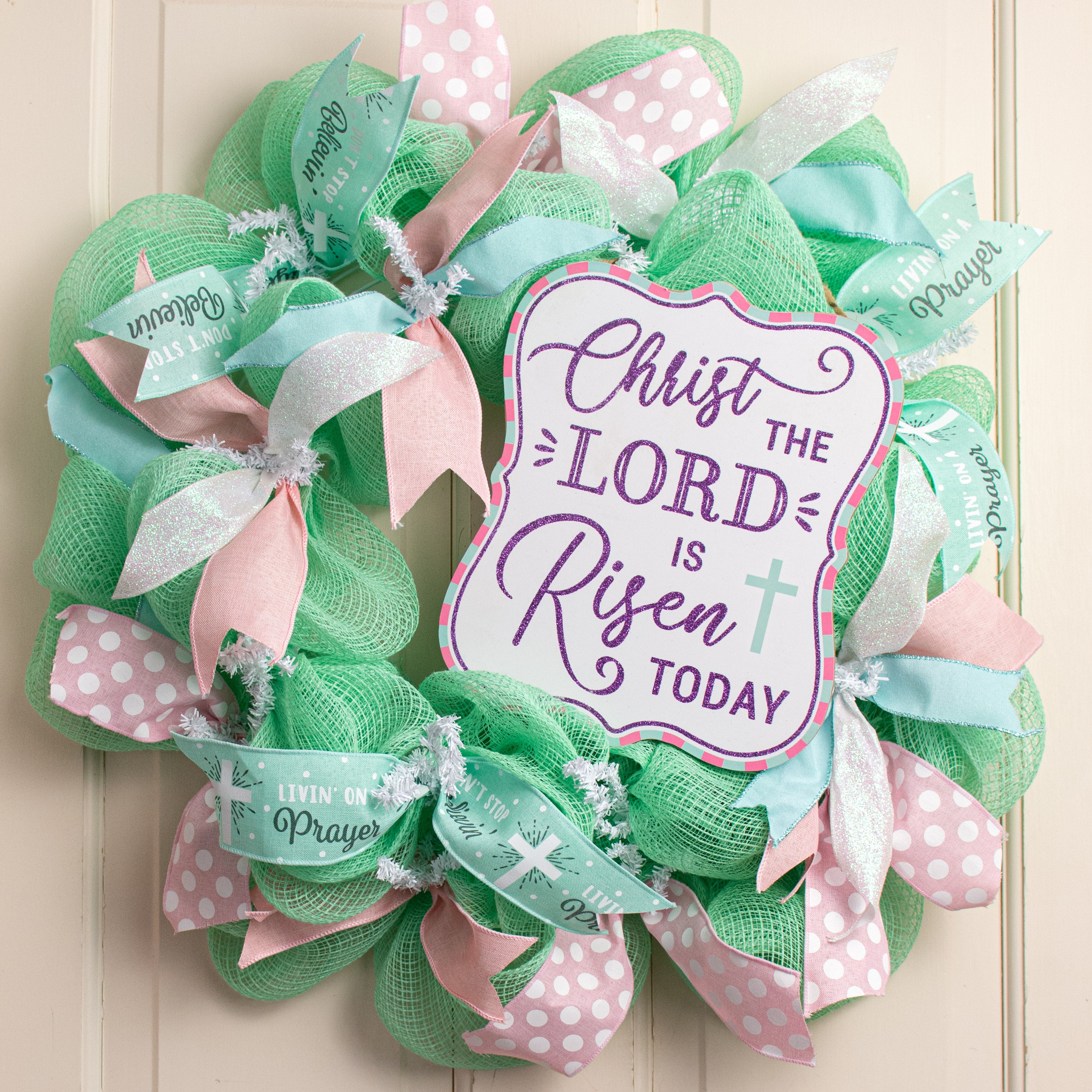 10" Scalloped Wooden Sign: Glittered The Lord is Risen Lifestyle Photo