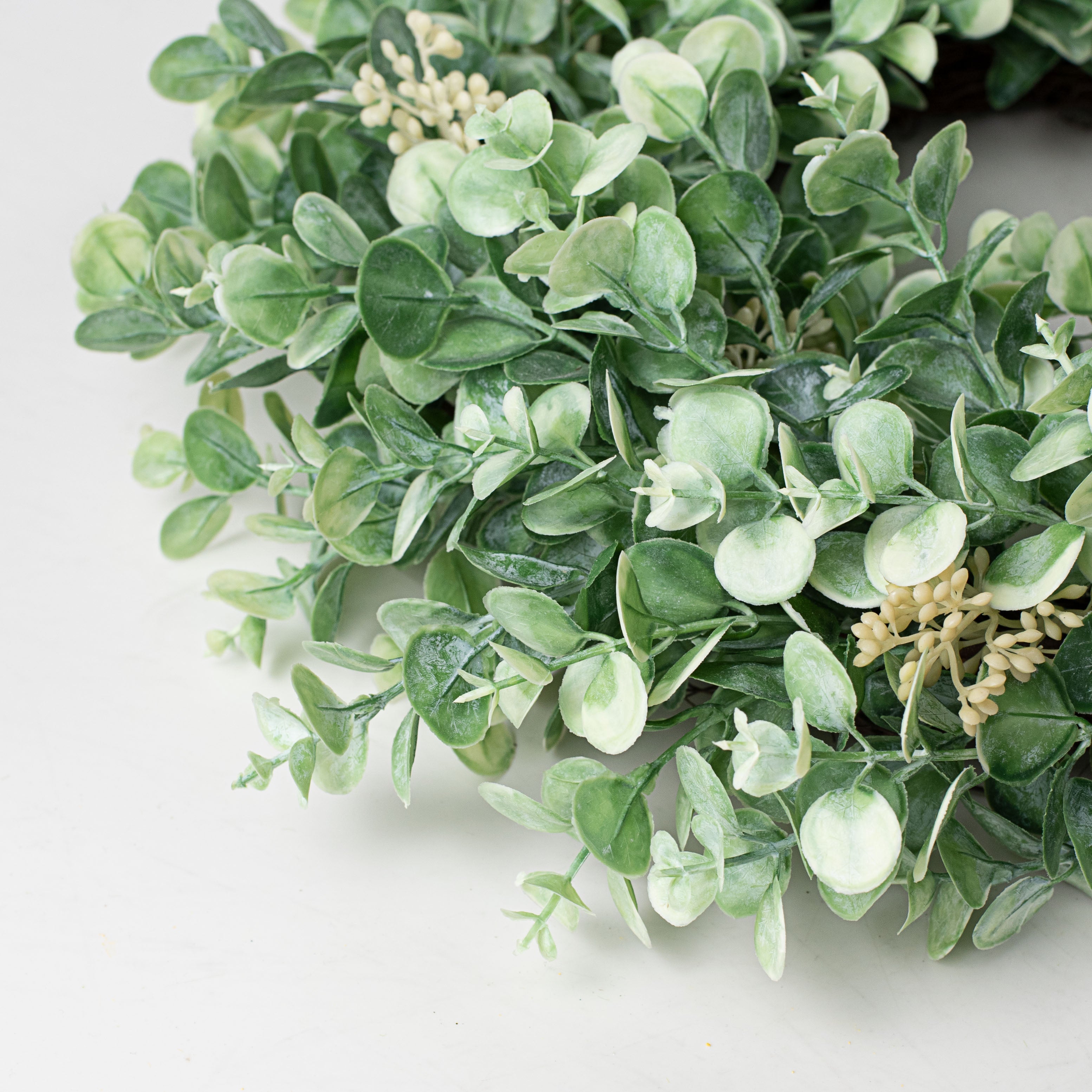 22" Seeded Baby Eucalyptus Twig Wreath detail photo 3
