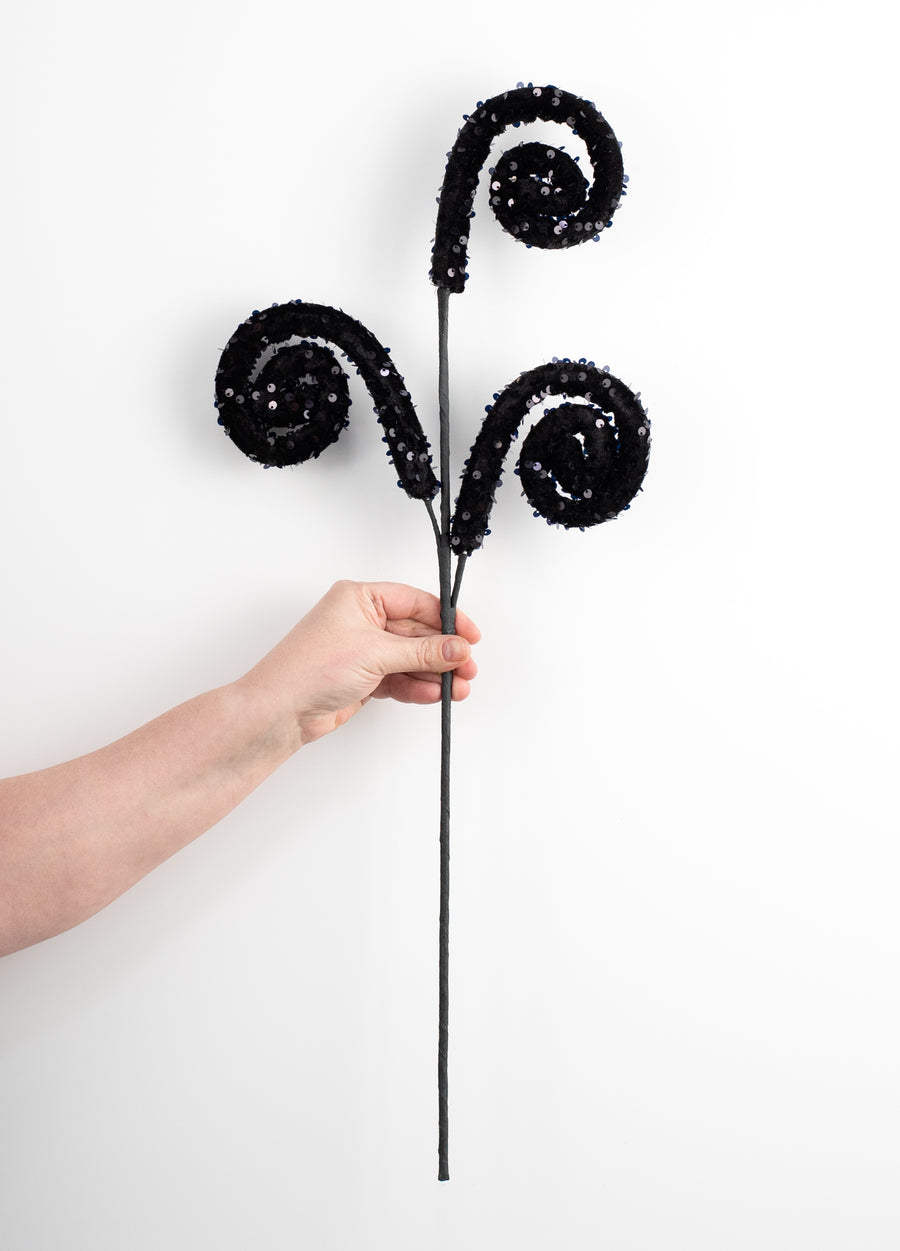 28" Sequin Curly Spray: Black detail photo 3