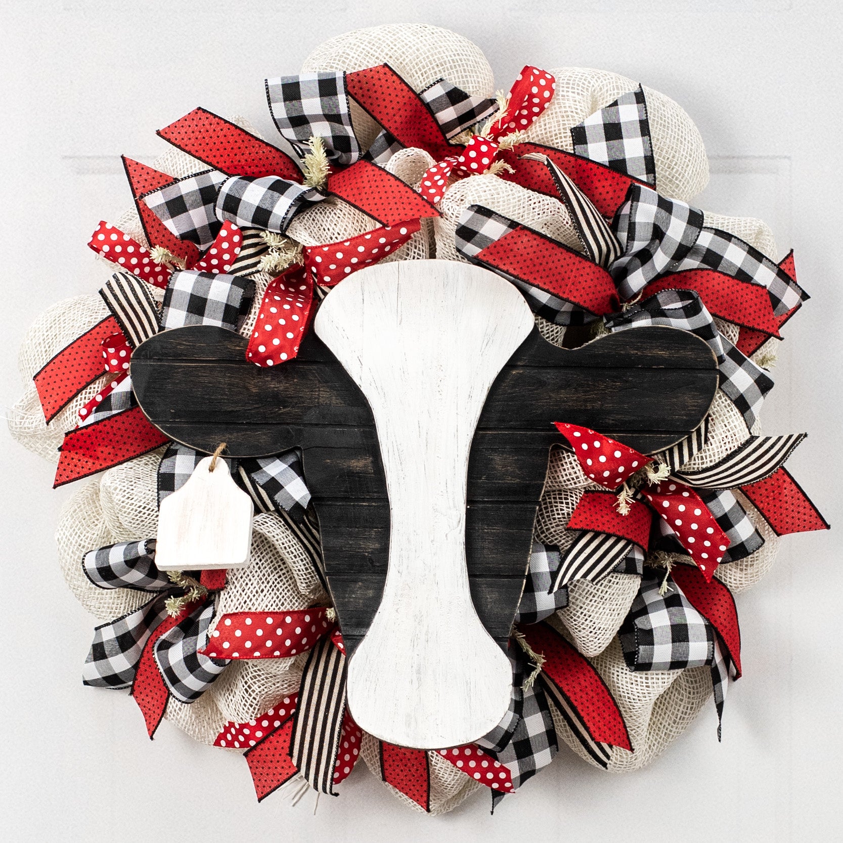 18" Shiplap Cow Head with Tag Hanger detail photo 6