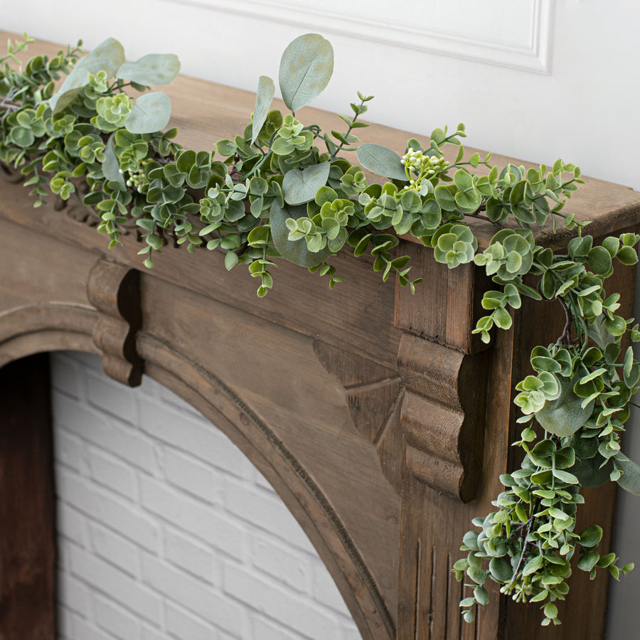 6' Silver Dollar Eucalyptus Mix Garland Lifestyle Photo