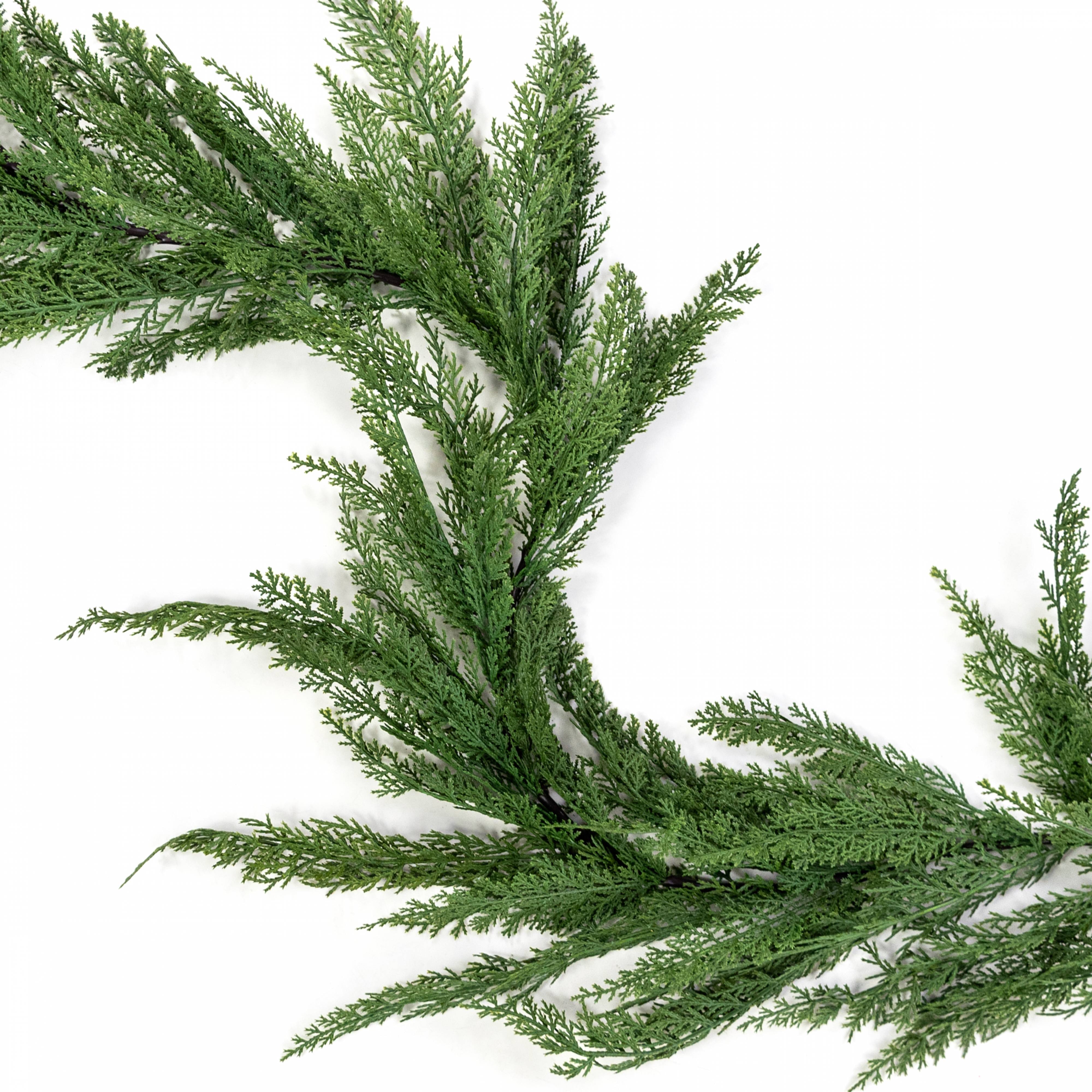 6' Slim Faux Cedar Arborvitae Garland Item Number: XX9438