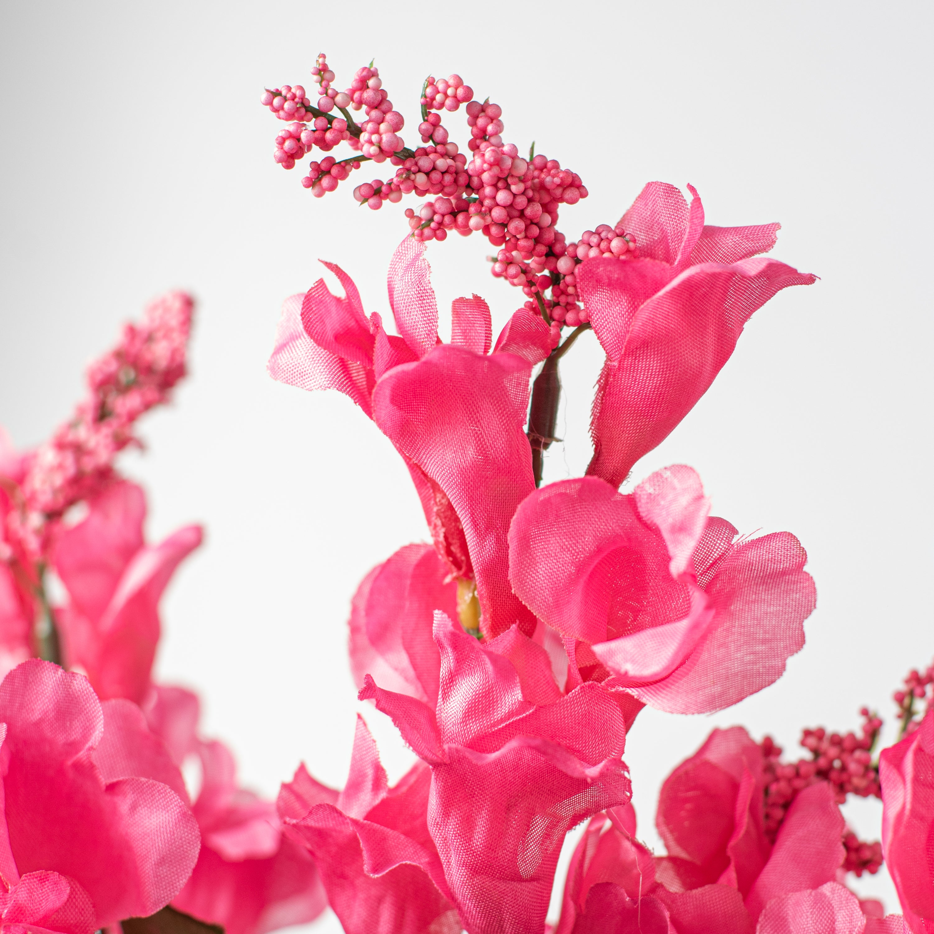 24" Snapdragon Bush: Pink (7 Stem) Lifestyle Photo