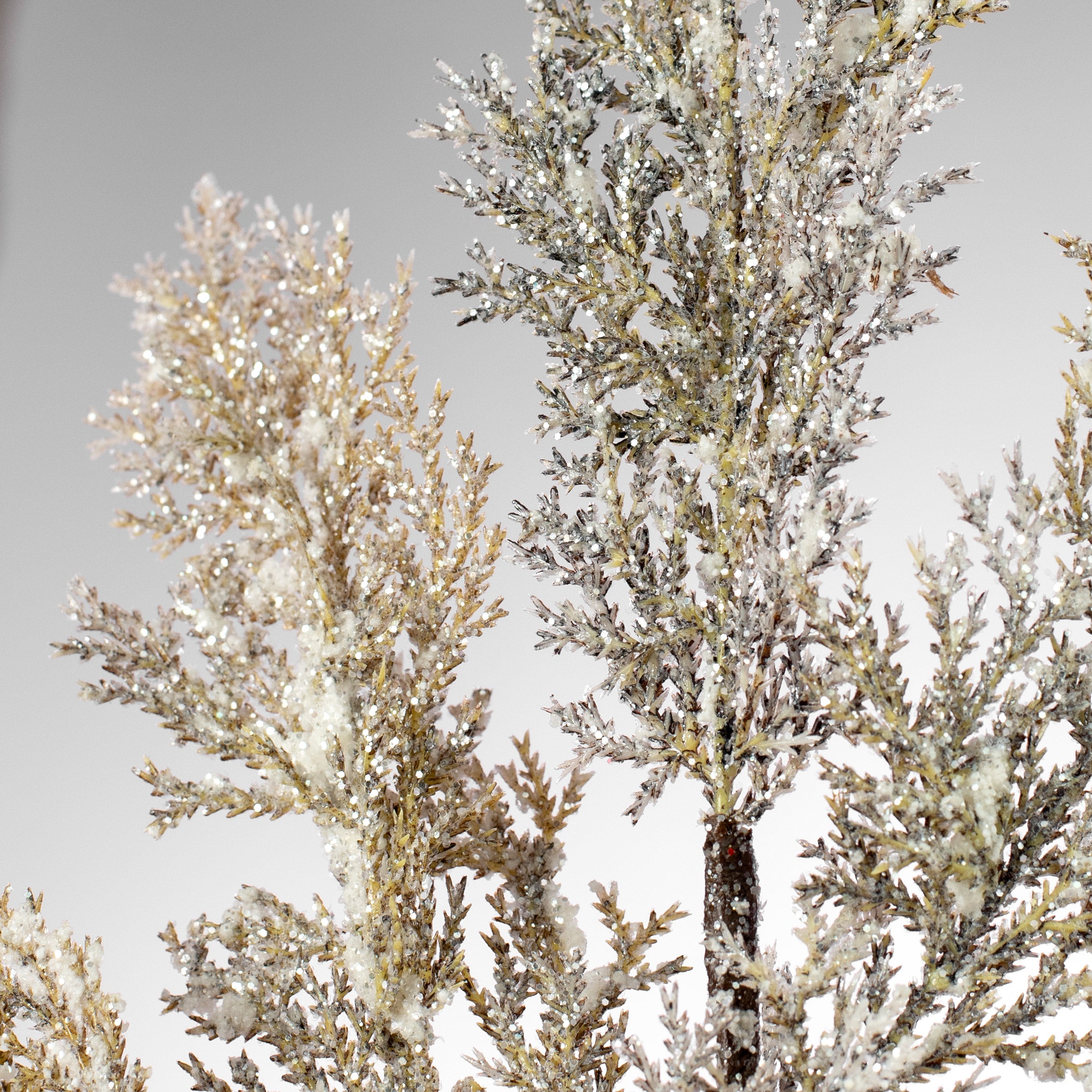 30" Snow Cedar Spray: Brown detail photo 4