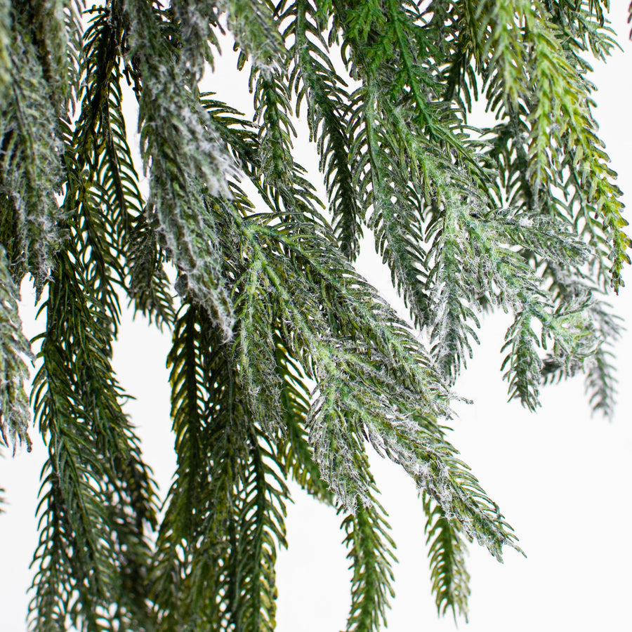 26" Snow Pine Teardrop detail photo 4