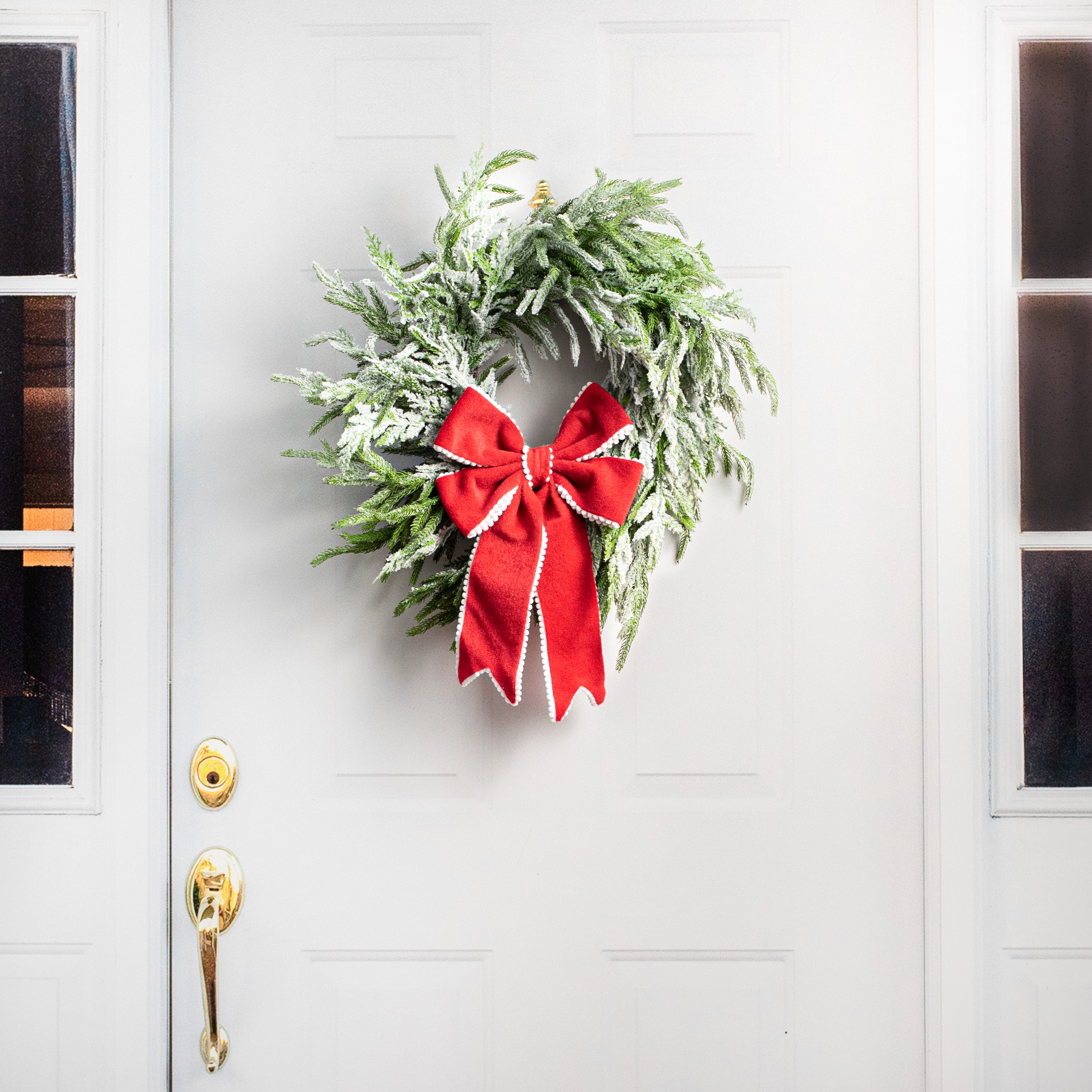 24" Snow Pine Wreath detail photo 4