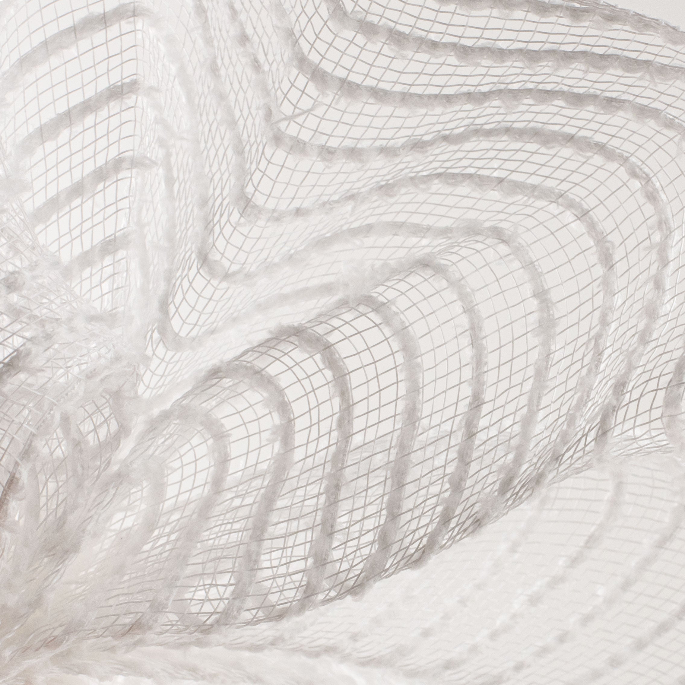 10" Snowdrift Deco Mesh: White Lifestyle Photo