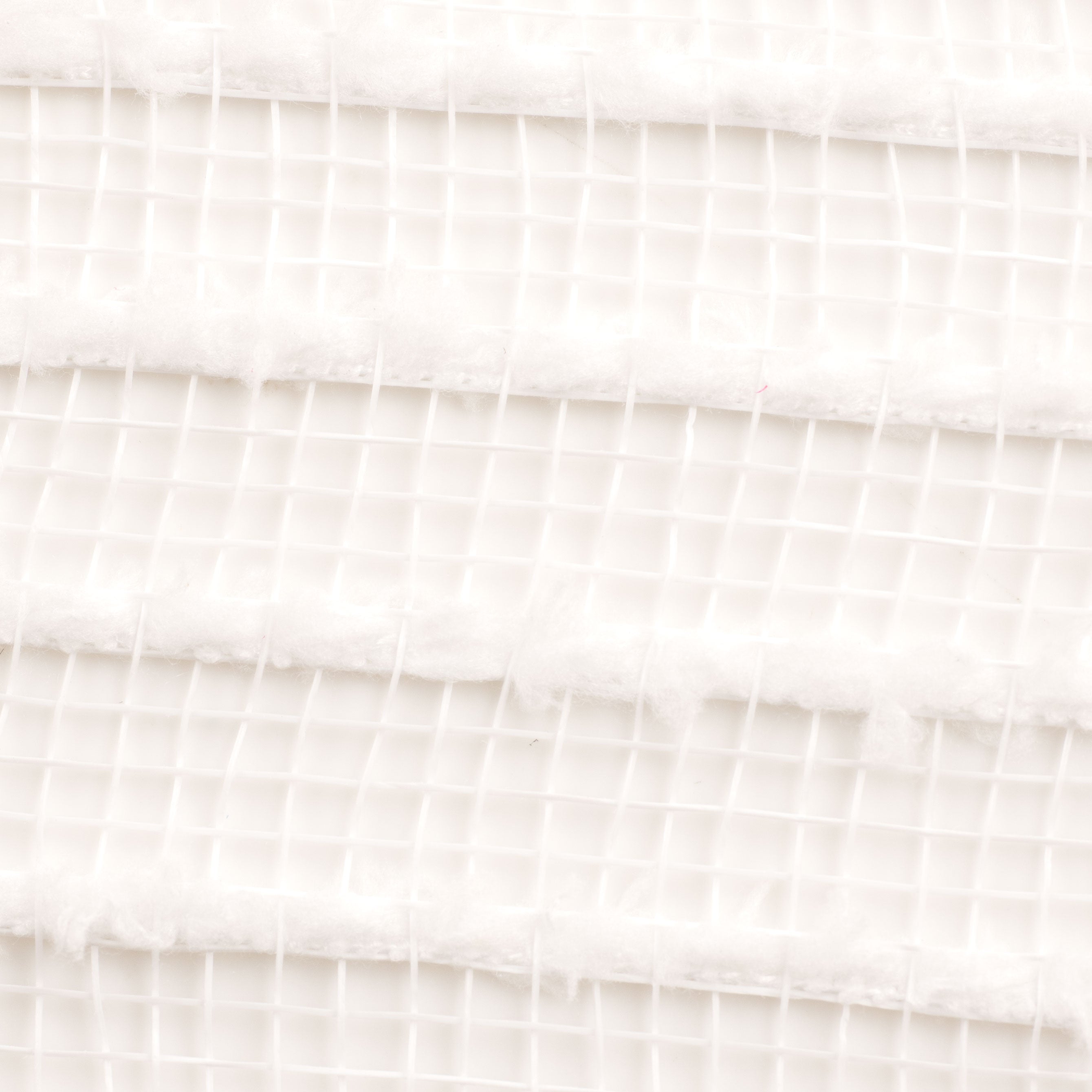 10" Snowdrift Deco Mesh: White detail photo 3