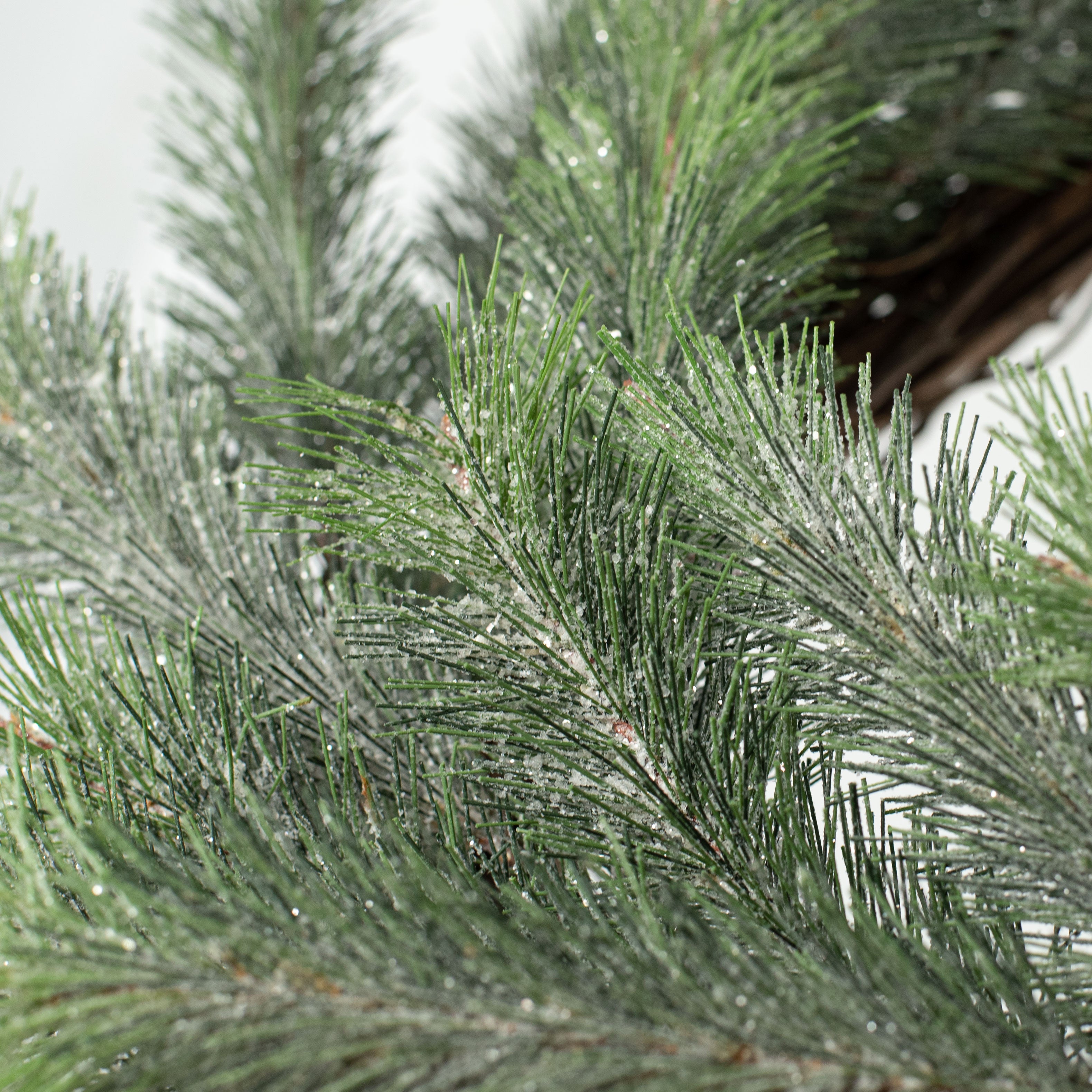 22" Sparkle Spruce Needle Pine Wreath detail photo 3