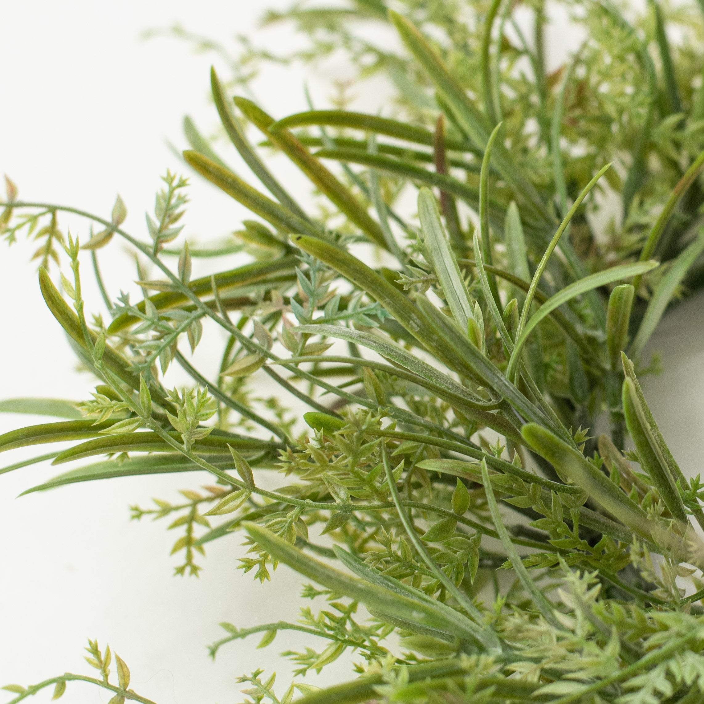 10" Spring Grass Mix Candle Ring detail photo 3