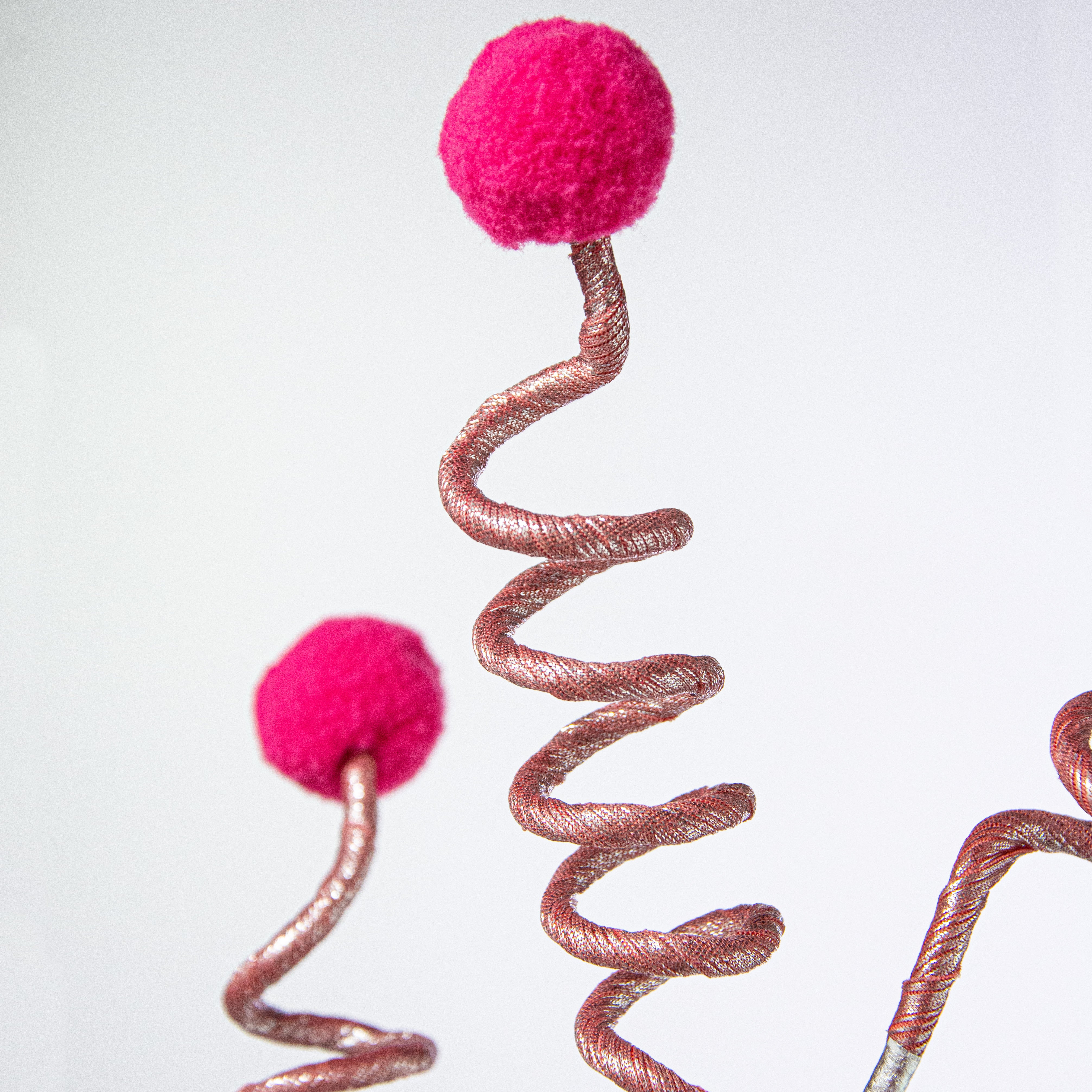 29" Springy Ball Spray: Pink & Fuchsia Lifestyle Photo