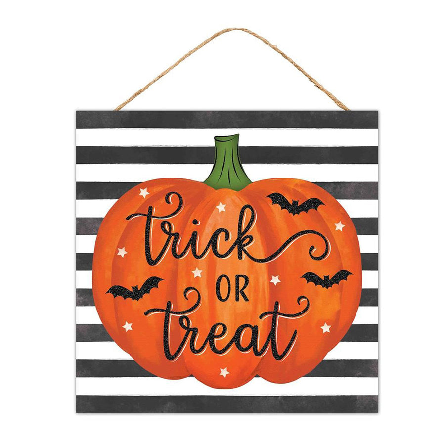 10" Square Wooden Sign: Trick Or Treat Item Number: AP8893