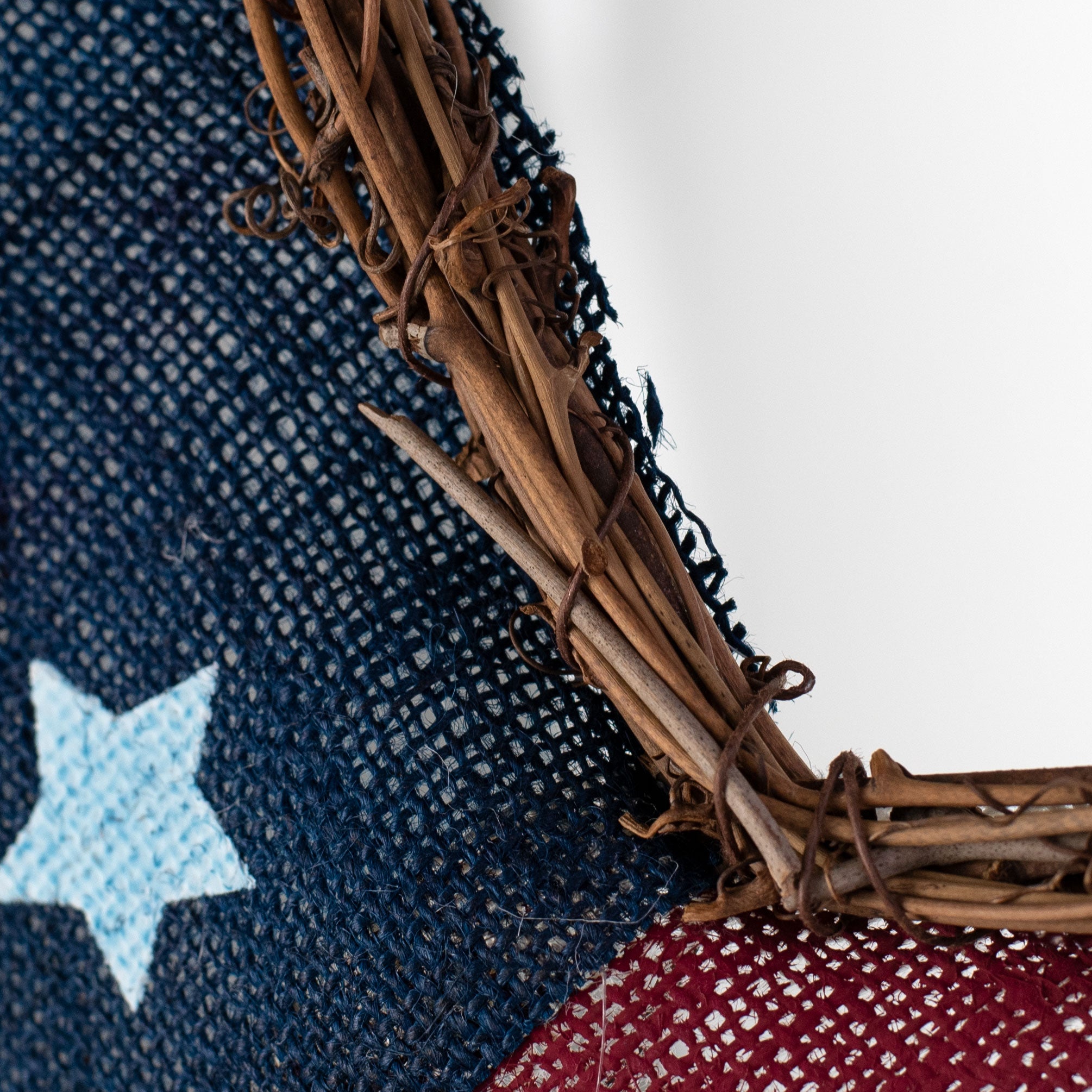 21" Star Grapevine Hanger: RWB detail photo 3