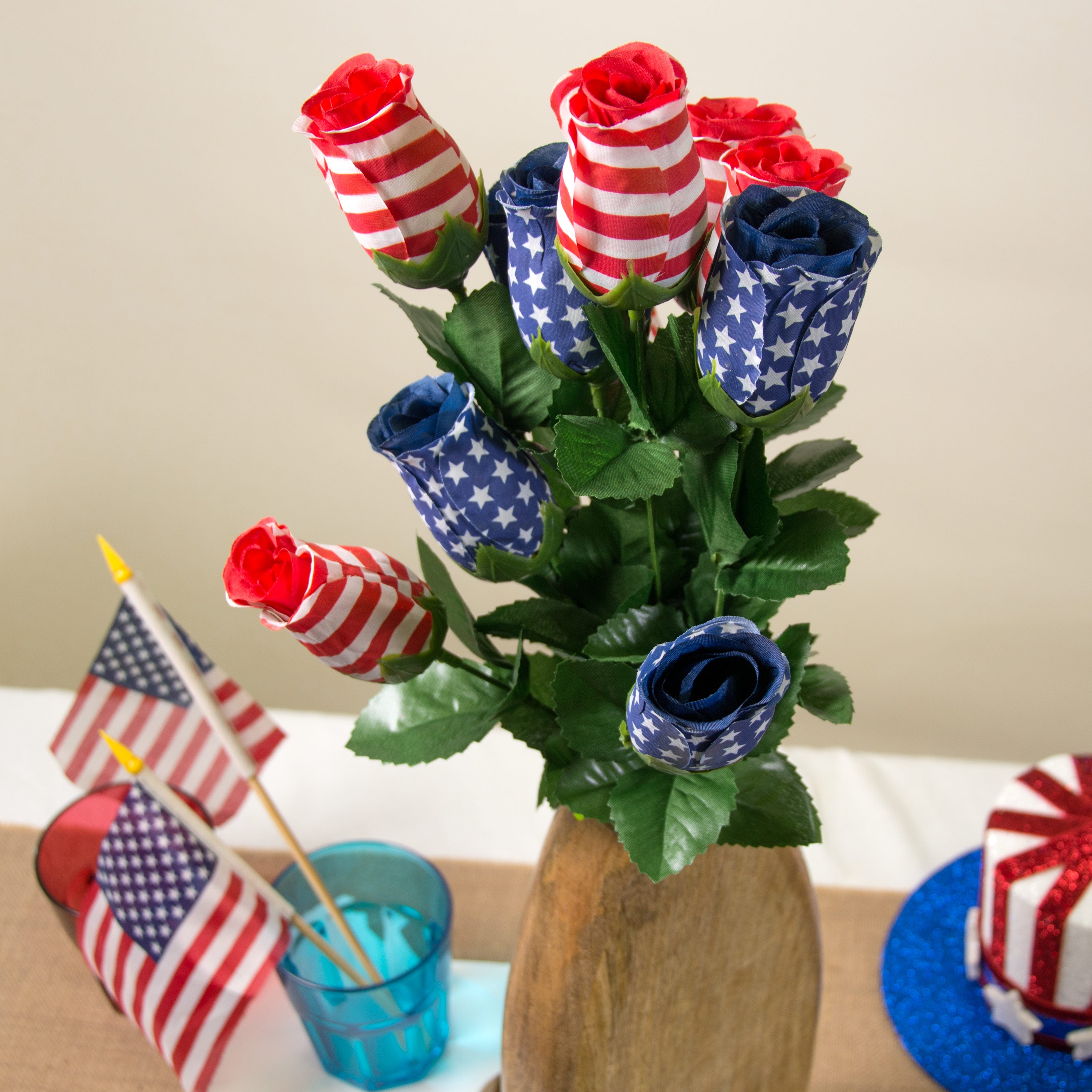 18" Stars & Stripes Rose Bud Bush: RWB (11) detail photo 4