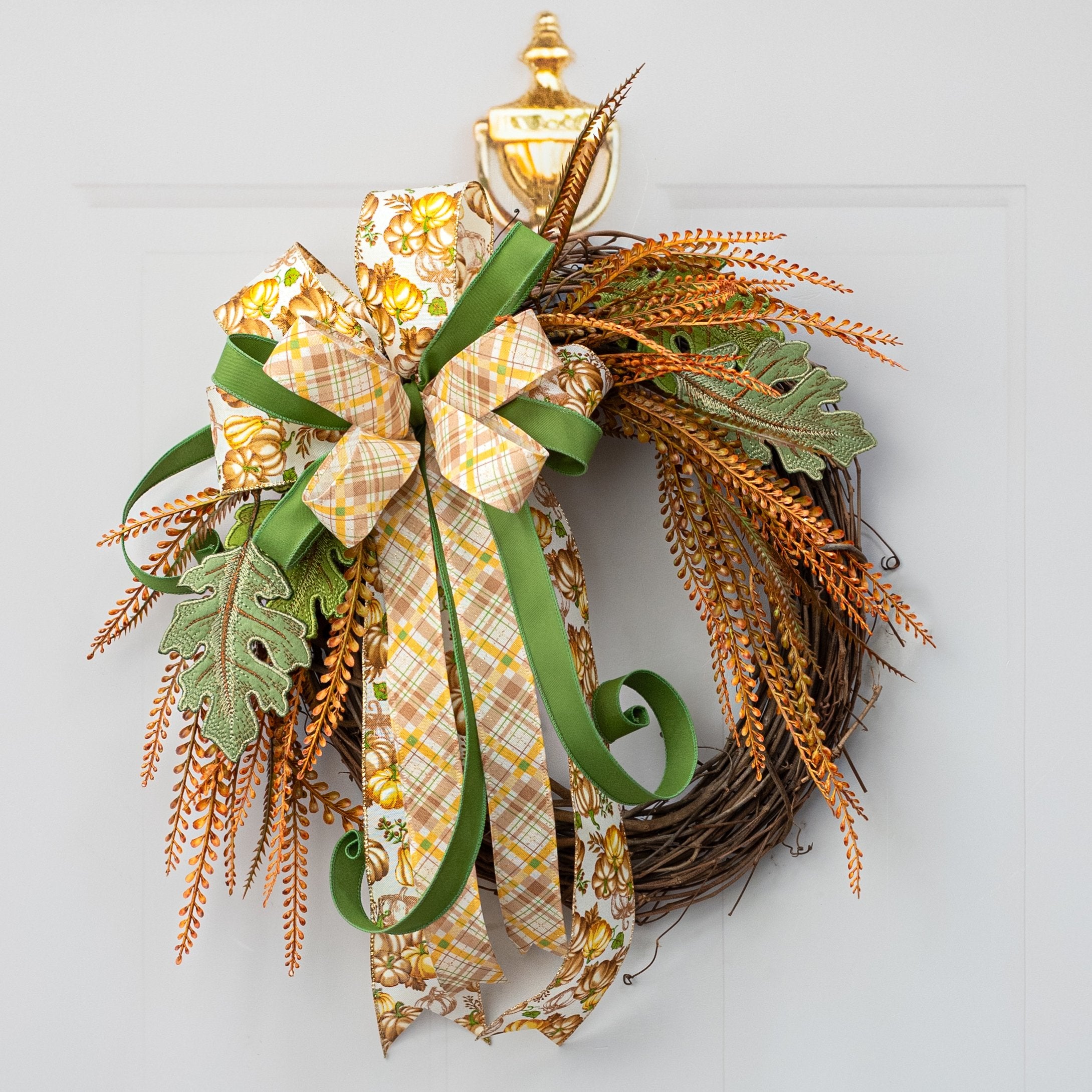 [D Stevens] 7" Embroidered Double Oak Leaf Clip Ornament: Natural Green Lifestyle Photo