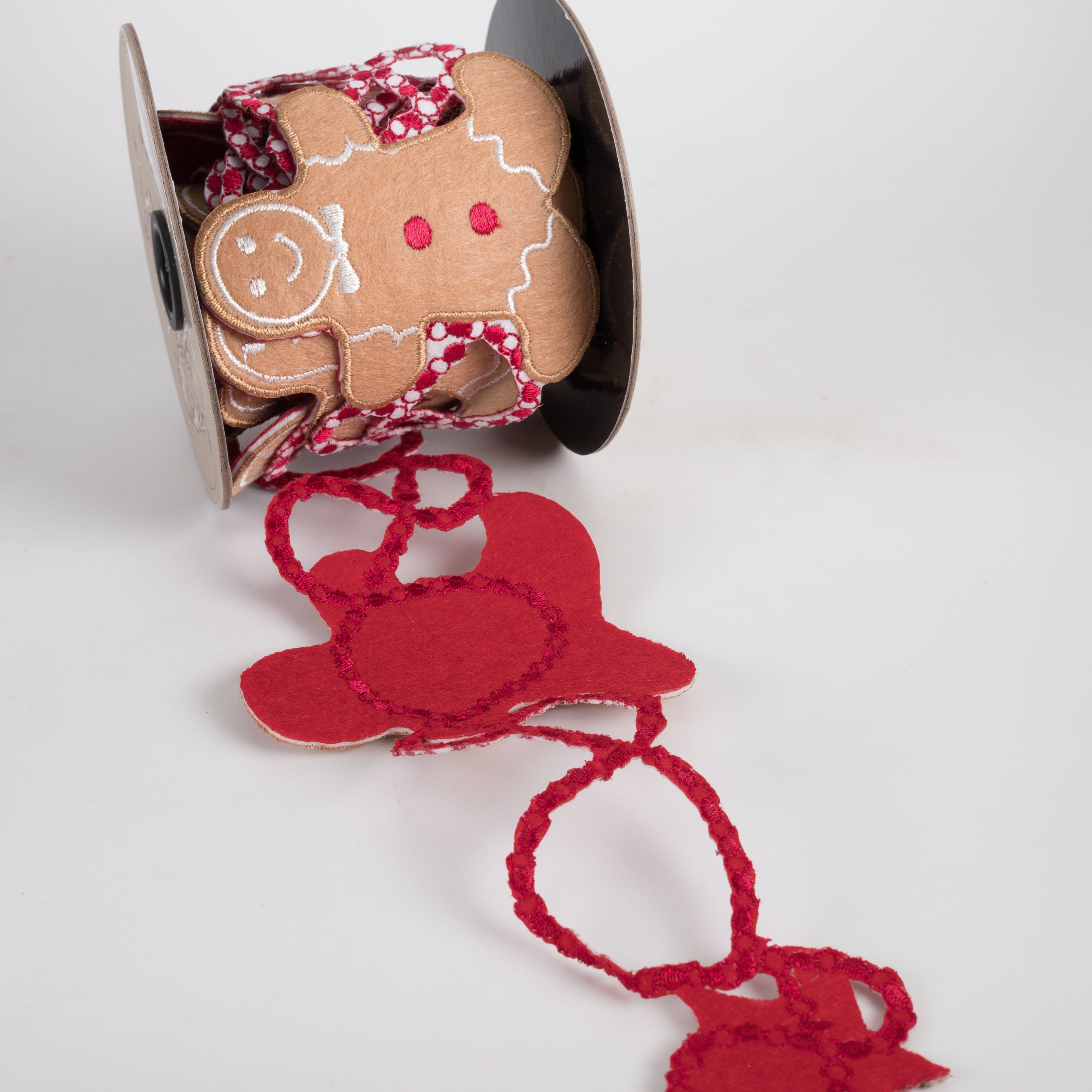 [D Stevens] 3" Felt Embroidered Gingerbread Garland Ribbon: Red & White (3 Yards) detail photo 3