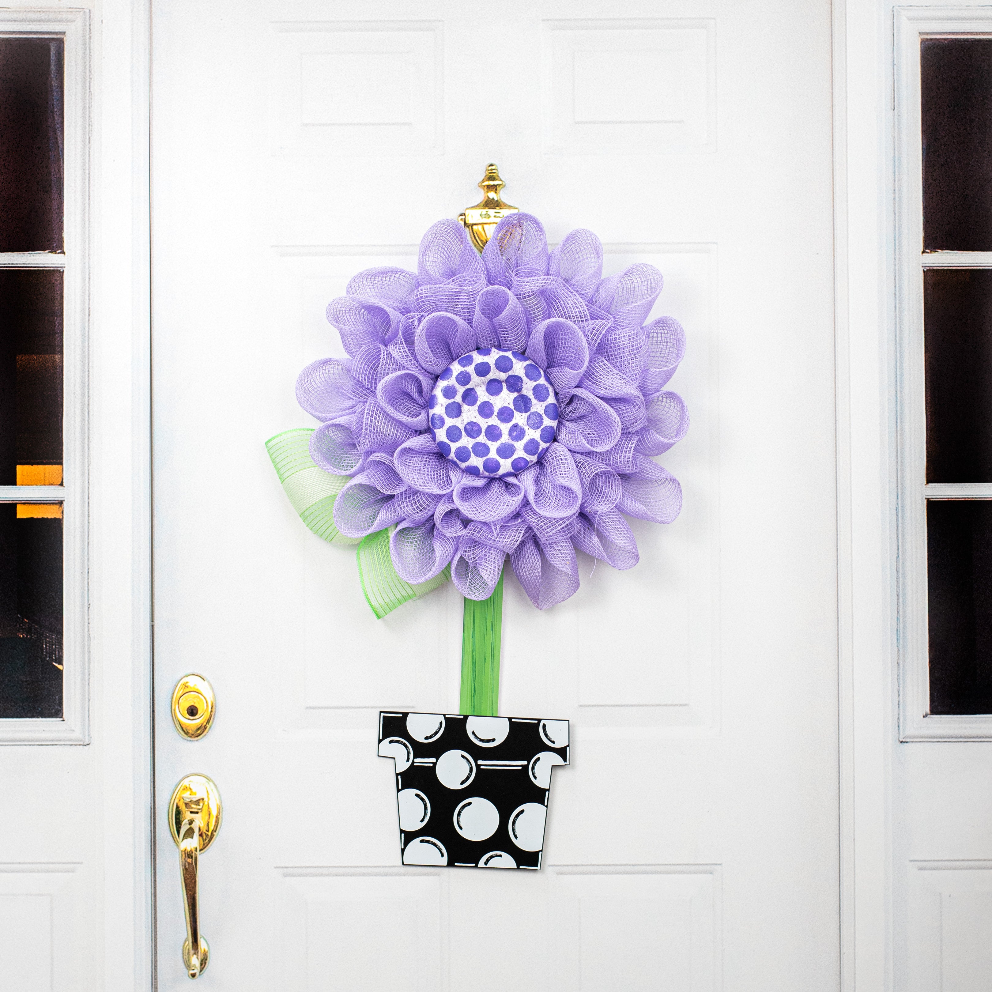 6.25" Styrofoam Flower Center: White detail photo 5