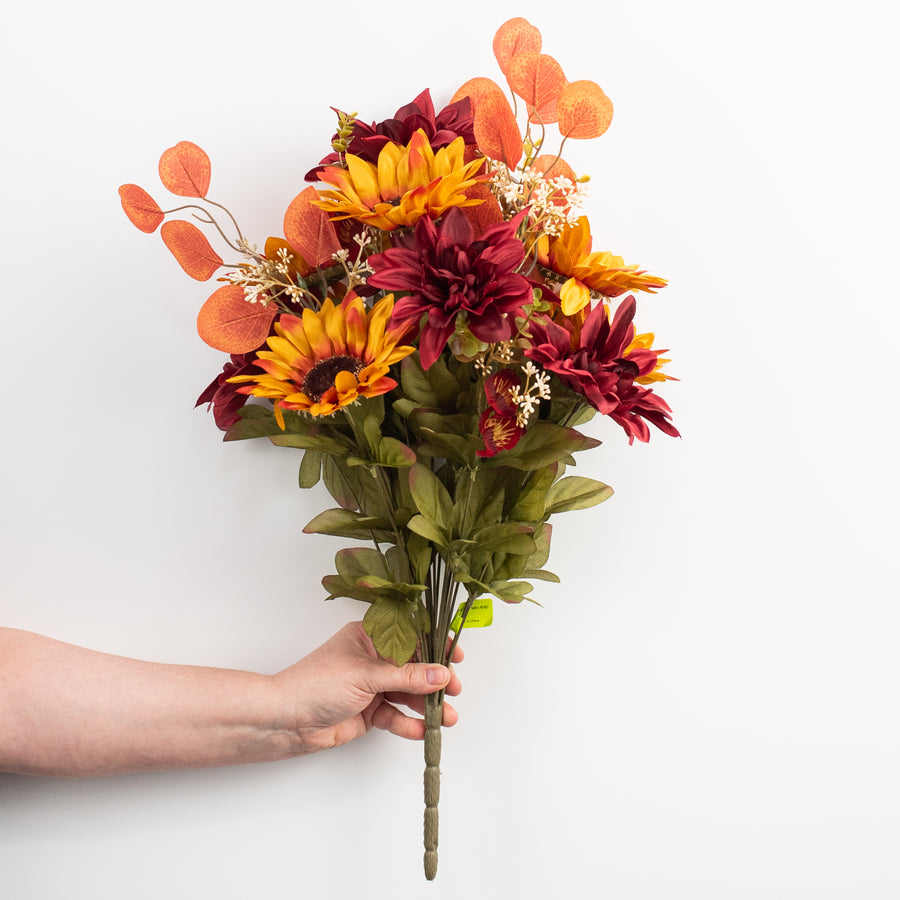 21" Sunflower Dahlia Bush: Rust Orange (18 Stem) detail photo 3