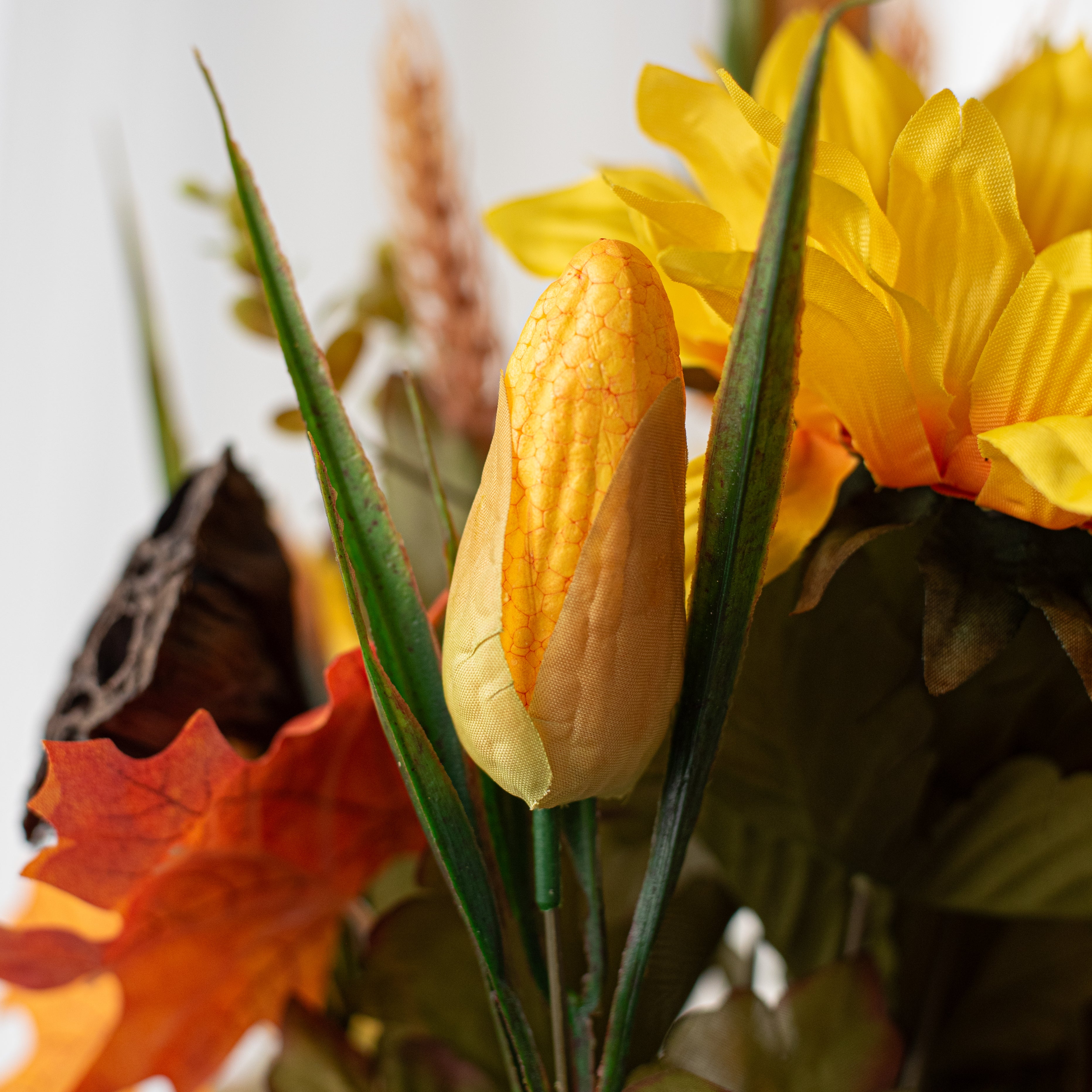 21" Sunflower, Lotus Pod & Corn Bush (18 Stem) Lifestyle Photo